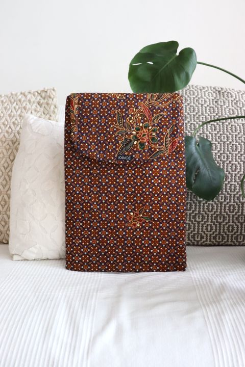 Laptop-Batik-Bag-32