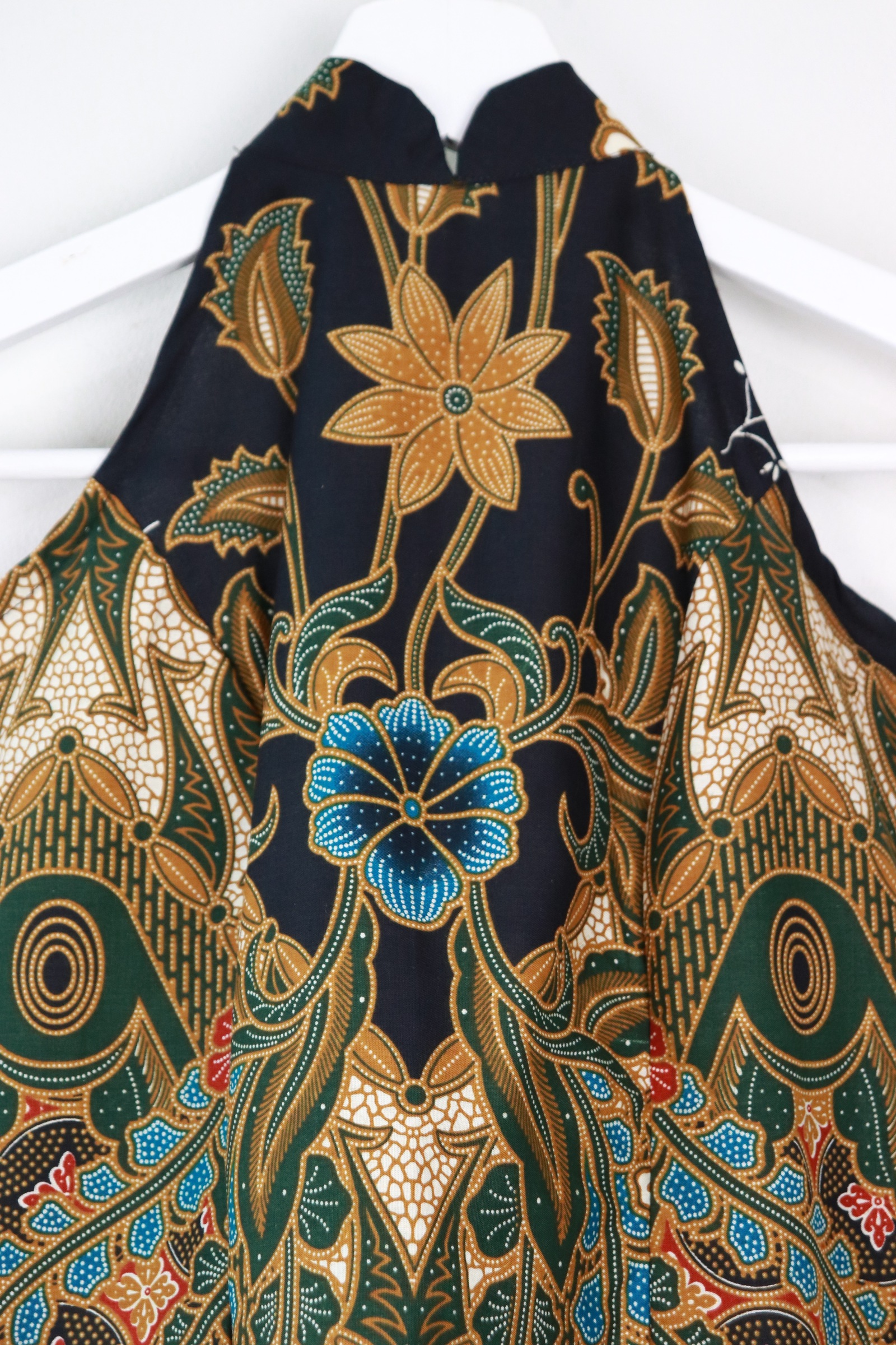 Halter Batik Top - Feng Raven