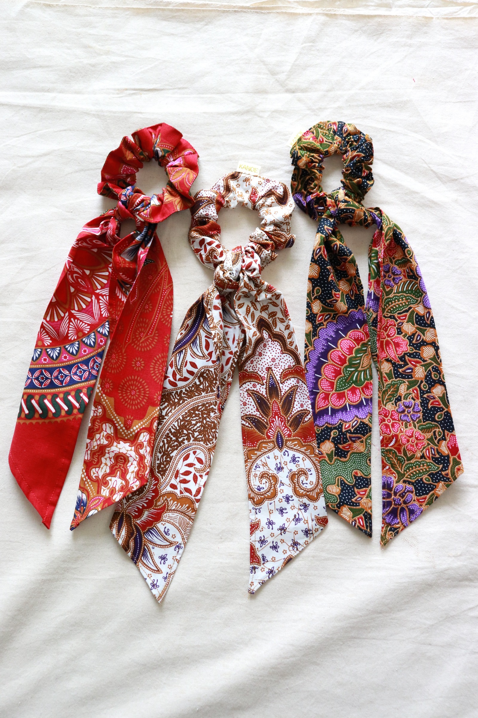 Batik Scrunchie w/ Ribbon [Set of 3] - Ivory