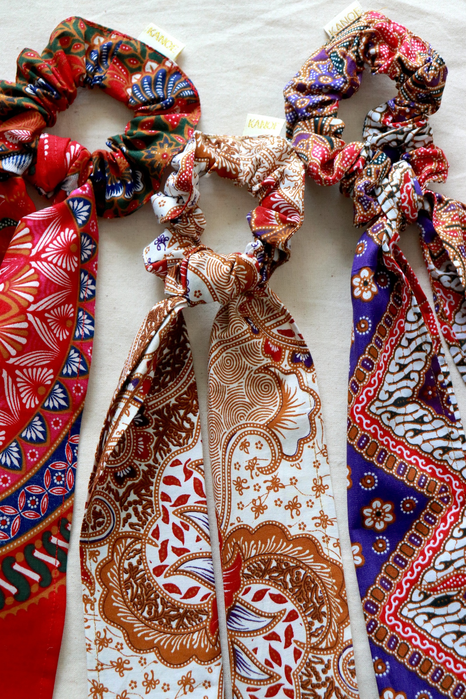 Batik Scrunchie w/ Ribbon [Set of 3] - Poppy Plum