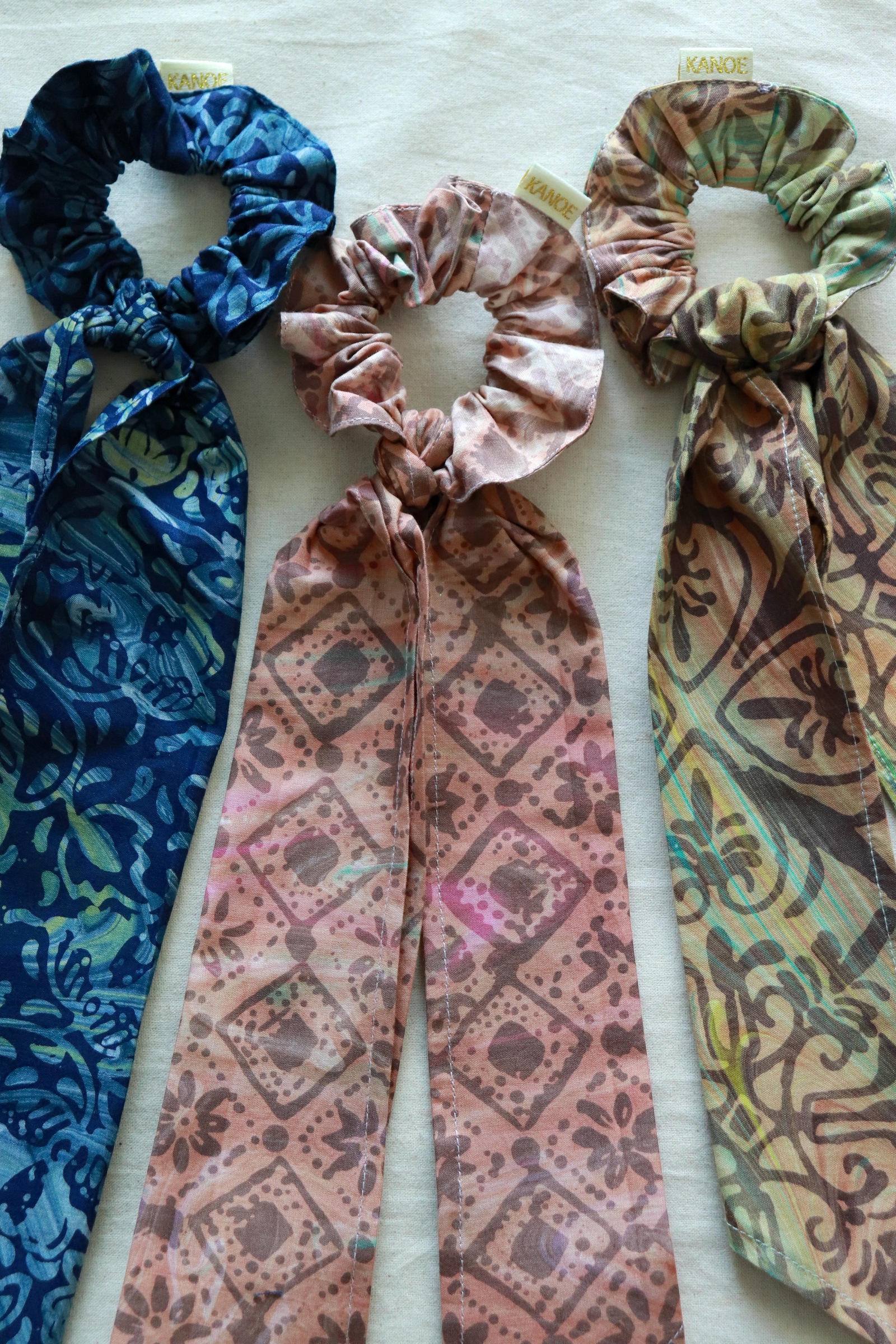 Batik Scrunchie w/ Ribbon [Set of 3] - Bayside Breeze [ Handmade ]