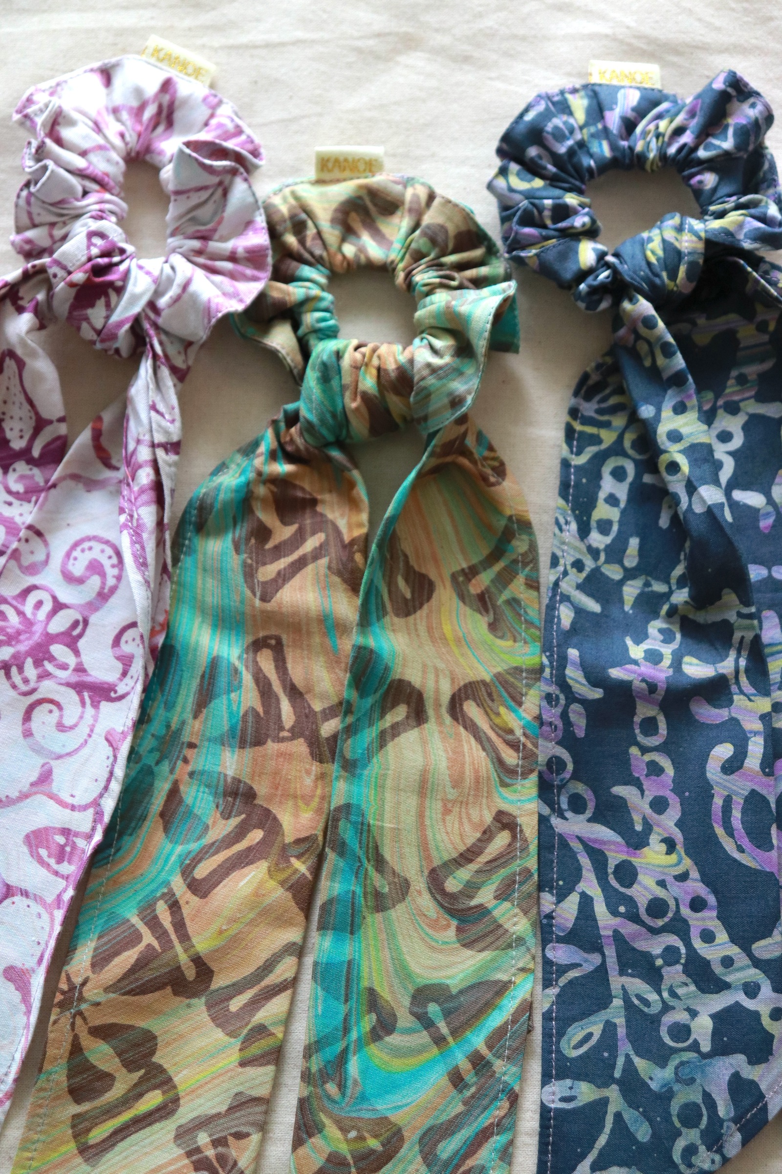 Batik Scrunchie w/ Ribbon [Set of 3] - Seabreeze [ Handmade ]