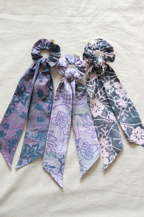 Batik-Scrunchies-w-ribbon-set-of-3-41