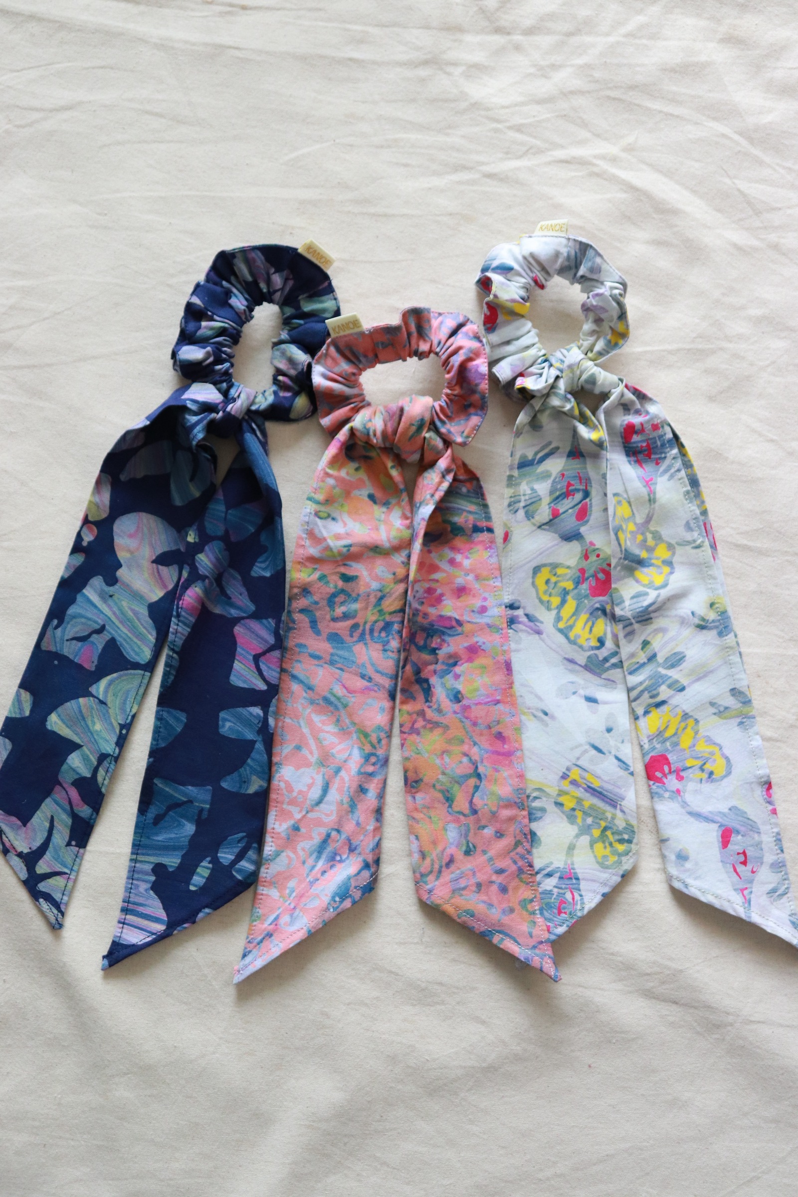 Batik Scrunchie w/ Ribbon [Set of 3] - Misty Bloom [ Handmade ]
