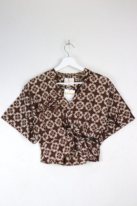 Twisted-Front-Top-w:-Mandarin-Collar-21