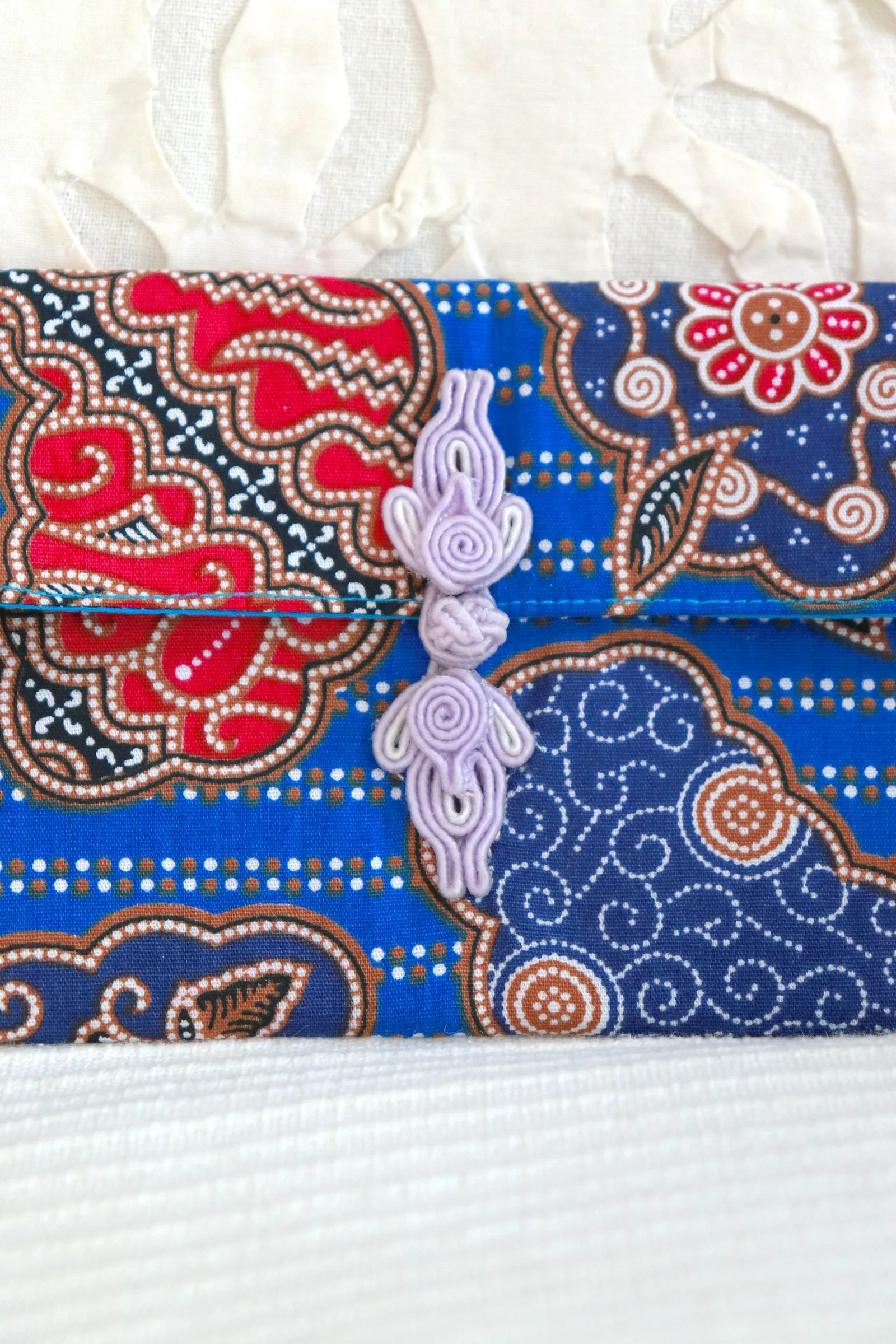 Batik Envelope w/ Chinese Clasp - Lan Xin
