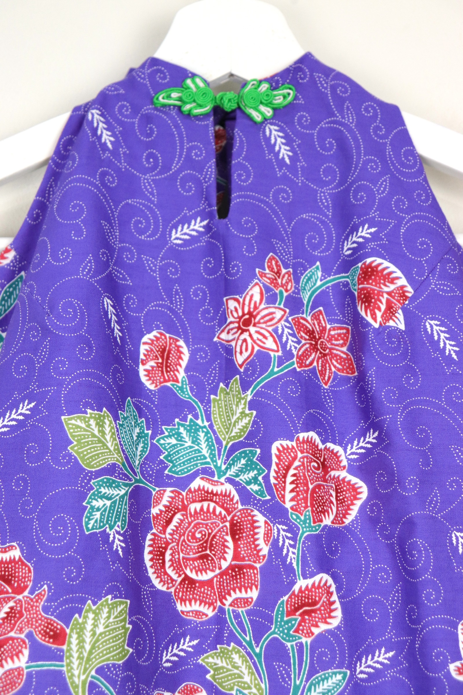 C.C. Halter Batik Top - Zi Yi  [ S ]