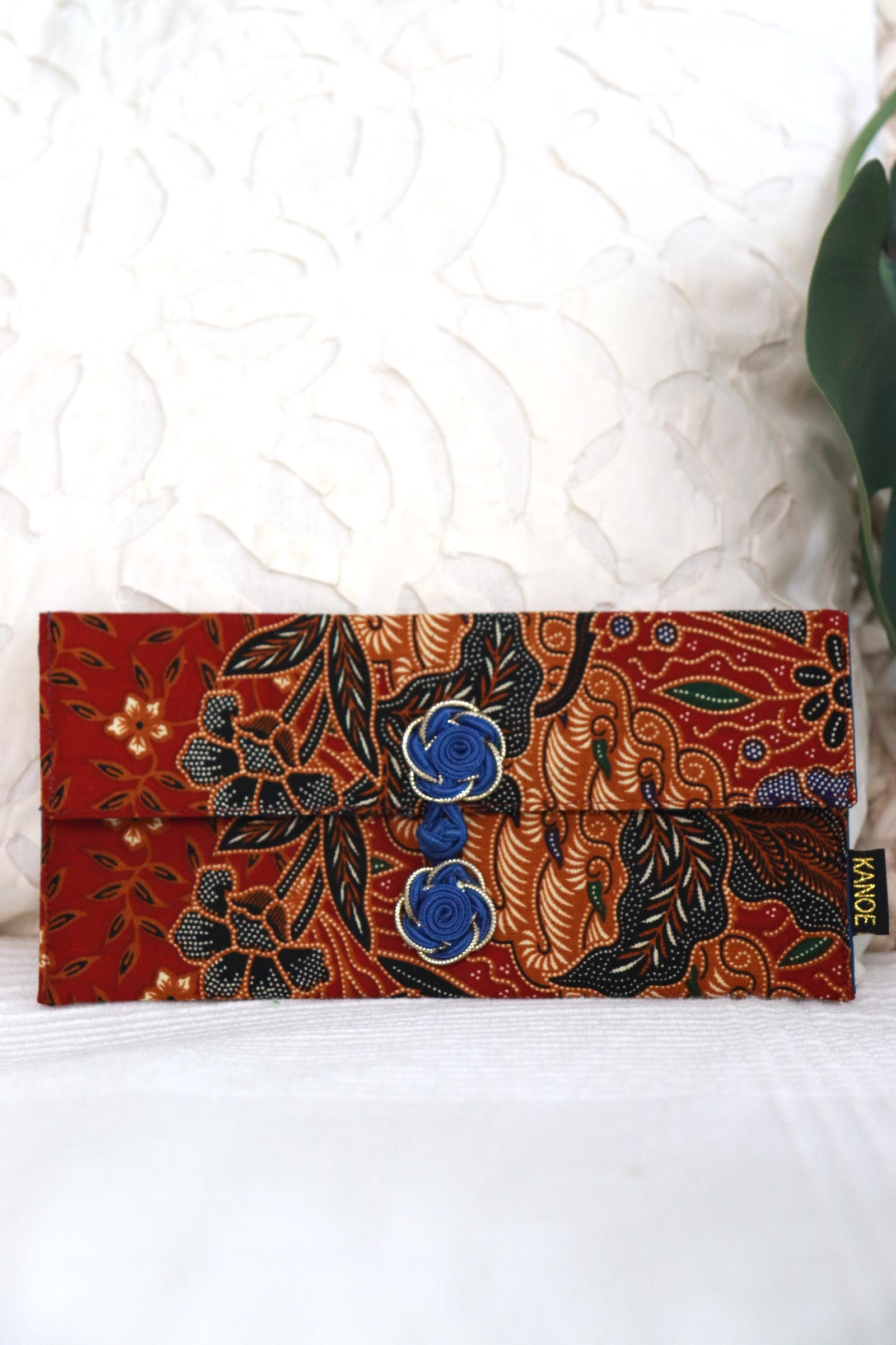 Batik Envelope w/ Chinese Clasp - Chun Hong