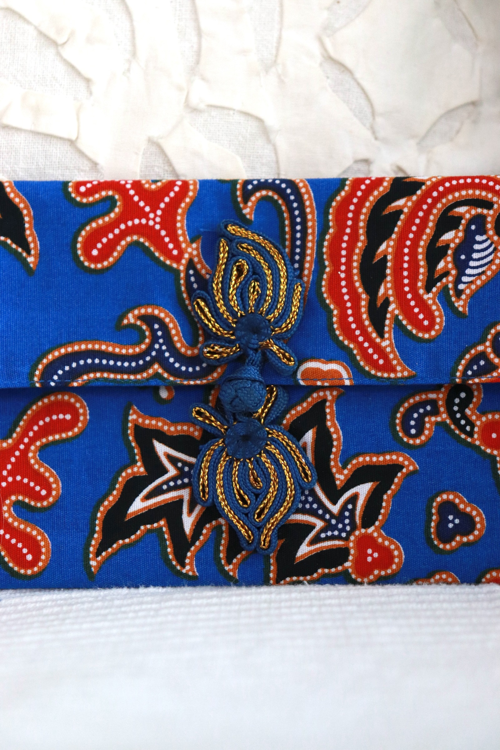 Batik Envelope w/ Chinese Clasp - Tian Lan