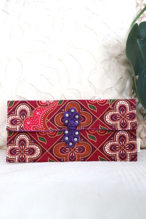 Batik-Envelope-w:-chinese-clasps-65