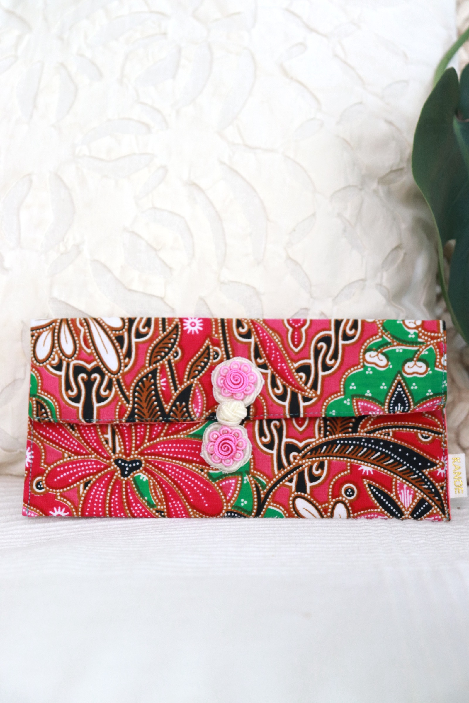 Batik Envelope w/ Chinese Clasp - Yinyin