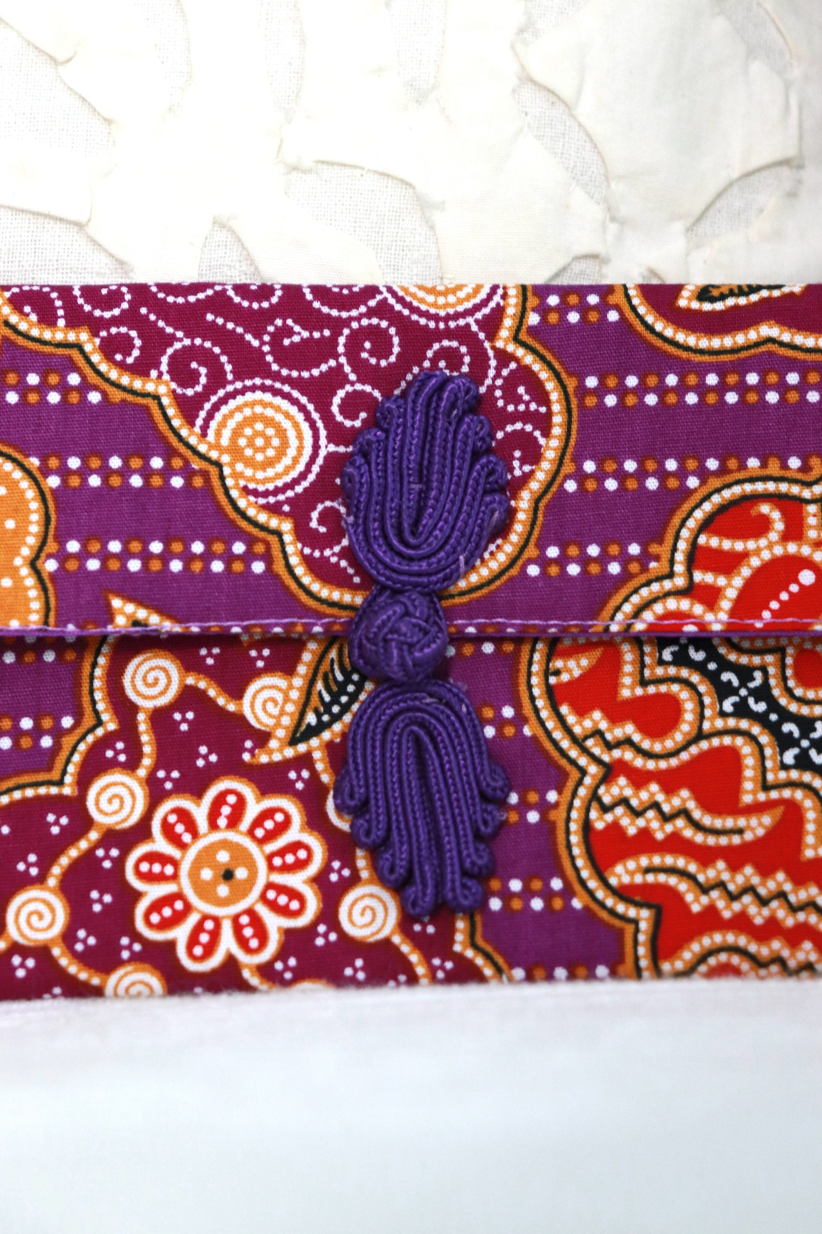 Batik Envelope w/ Chinese Clasp - Xilan
