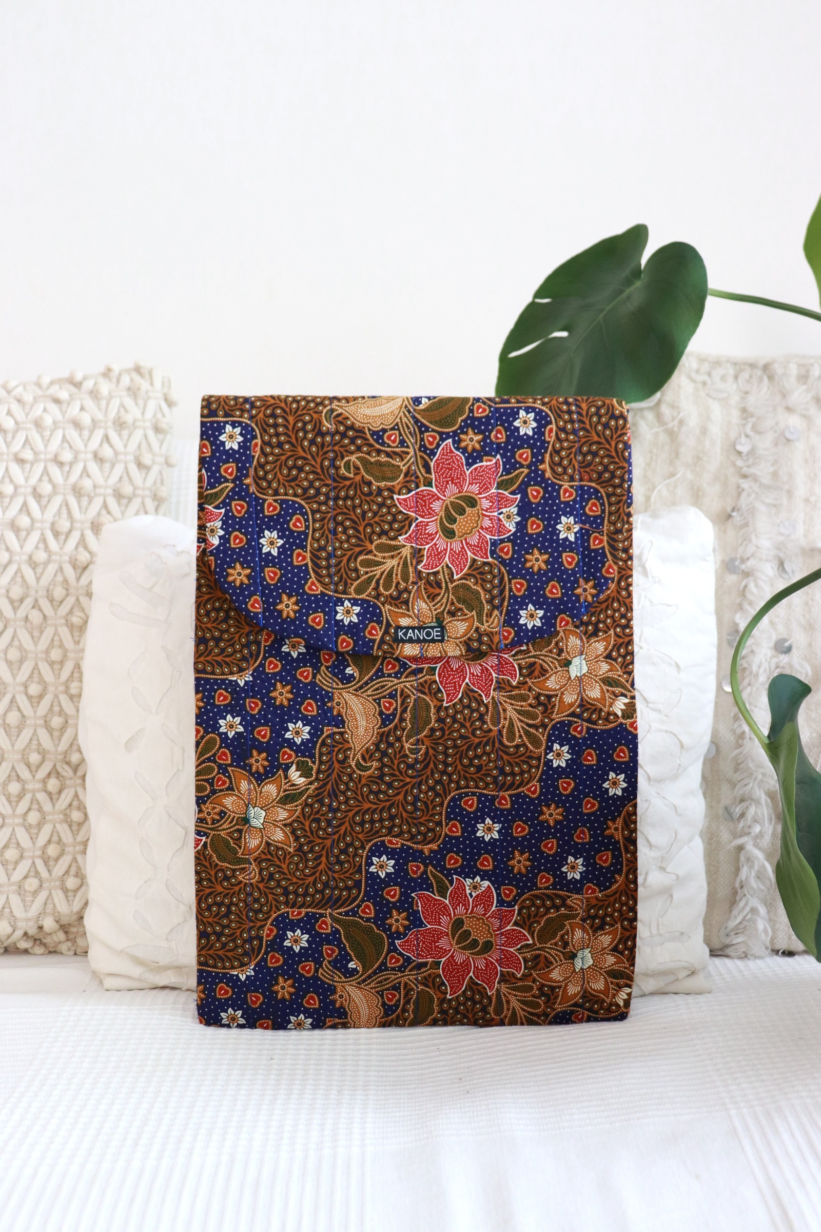 Batik Laptop Bag - StarGlide