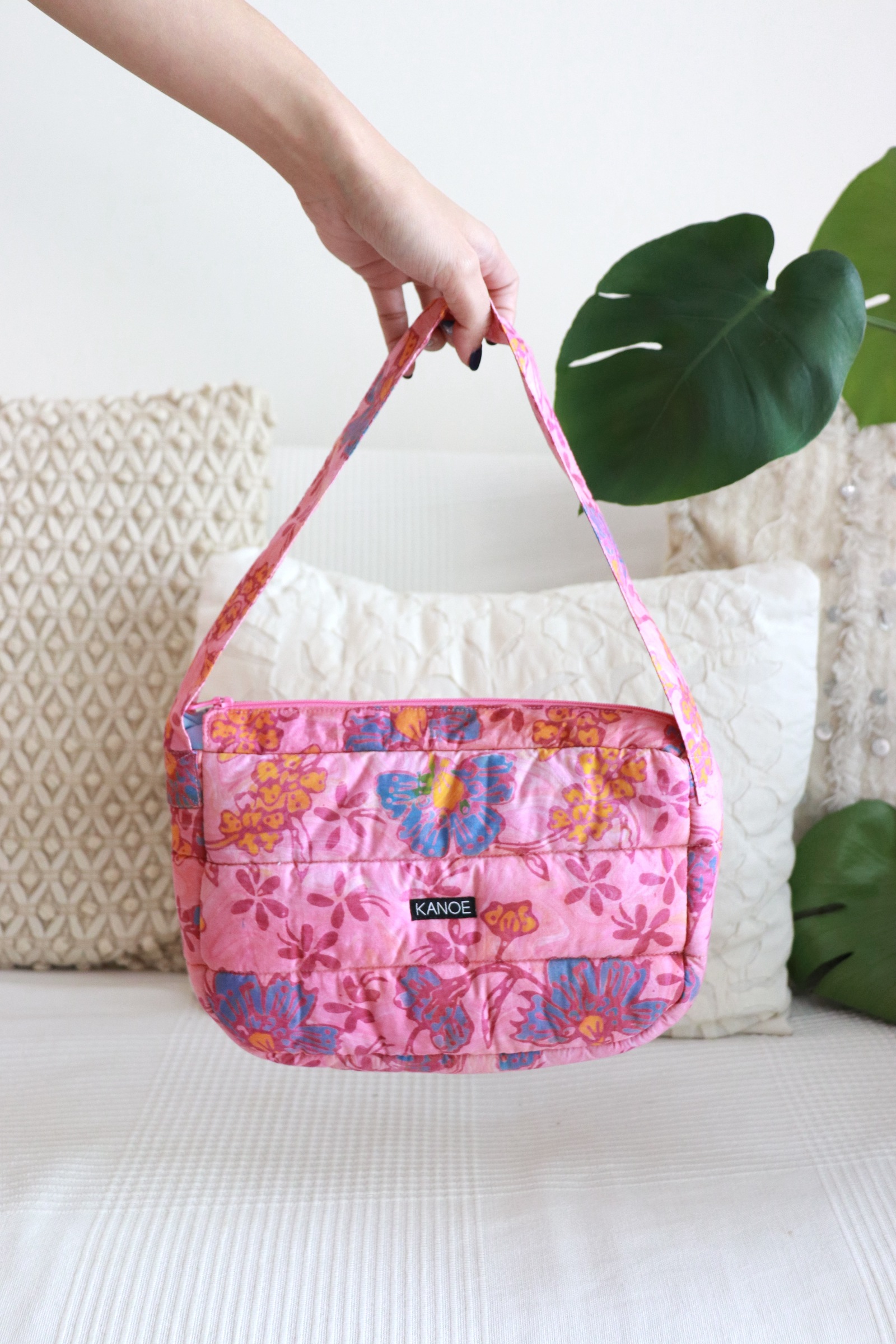  Puffy Batik Bag - Strawberry Pop  [ Handmade ]