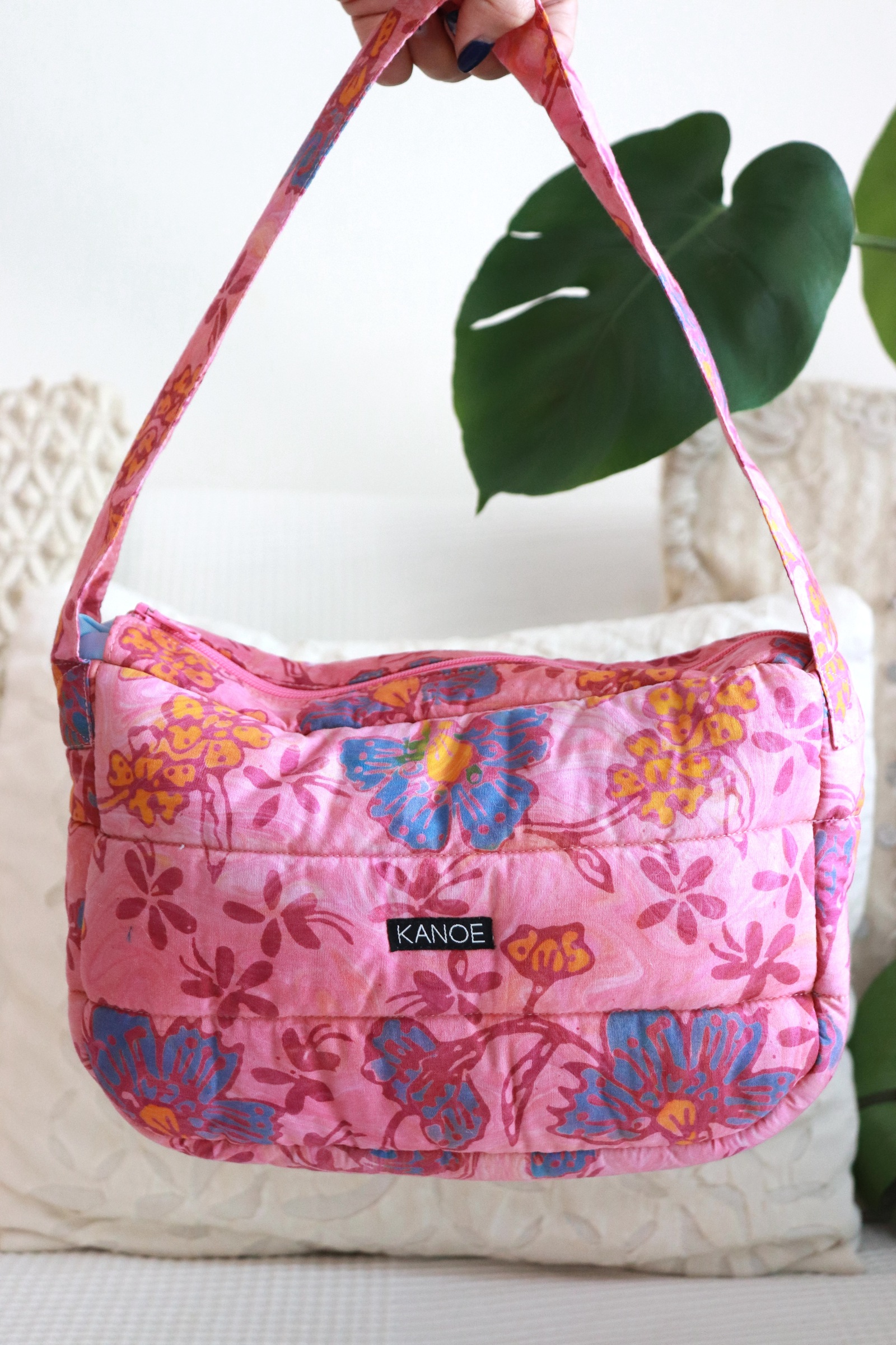  Puffy Batik Bag - Strawberry Pop  [ Handmade ]