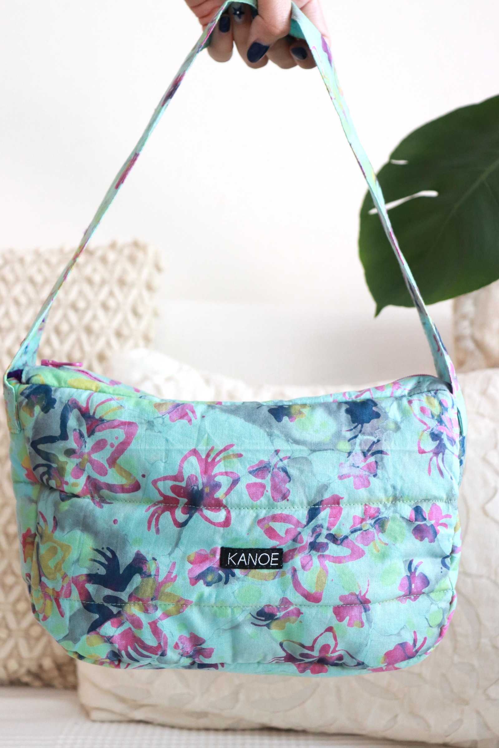  Puffy Batik Bag -  StarryBreeze  [ Handmade ]