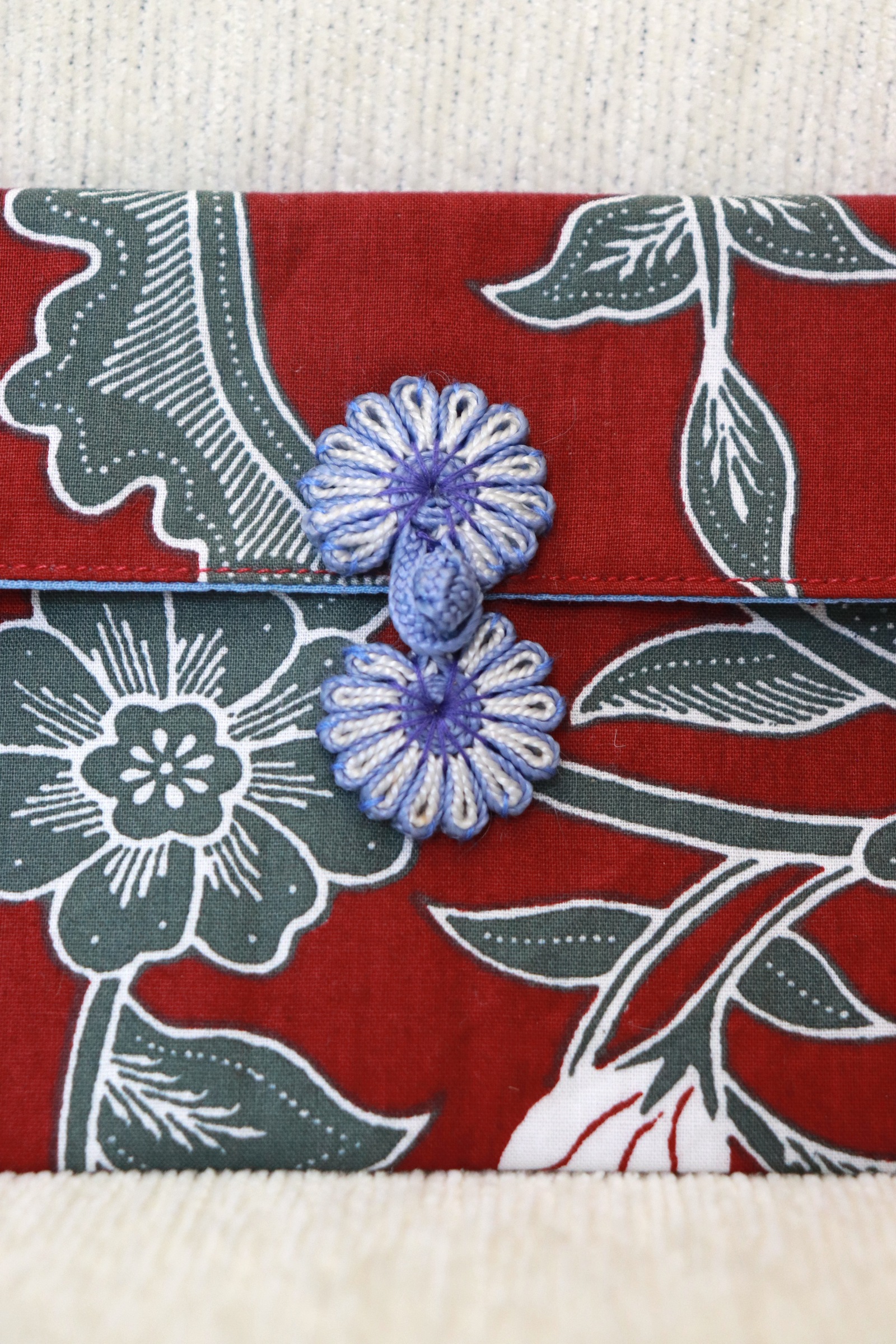  Batik Envelope w/ Chinese Clasp - Rosy Lian