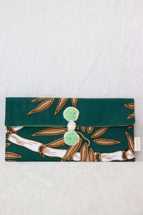 Batik-Envelope-Pouch-w:-Chinese-Clasp-29