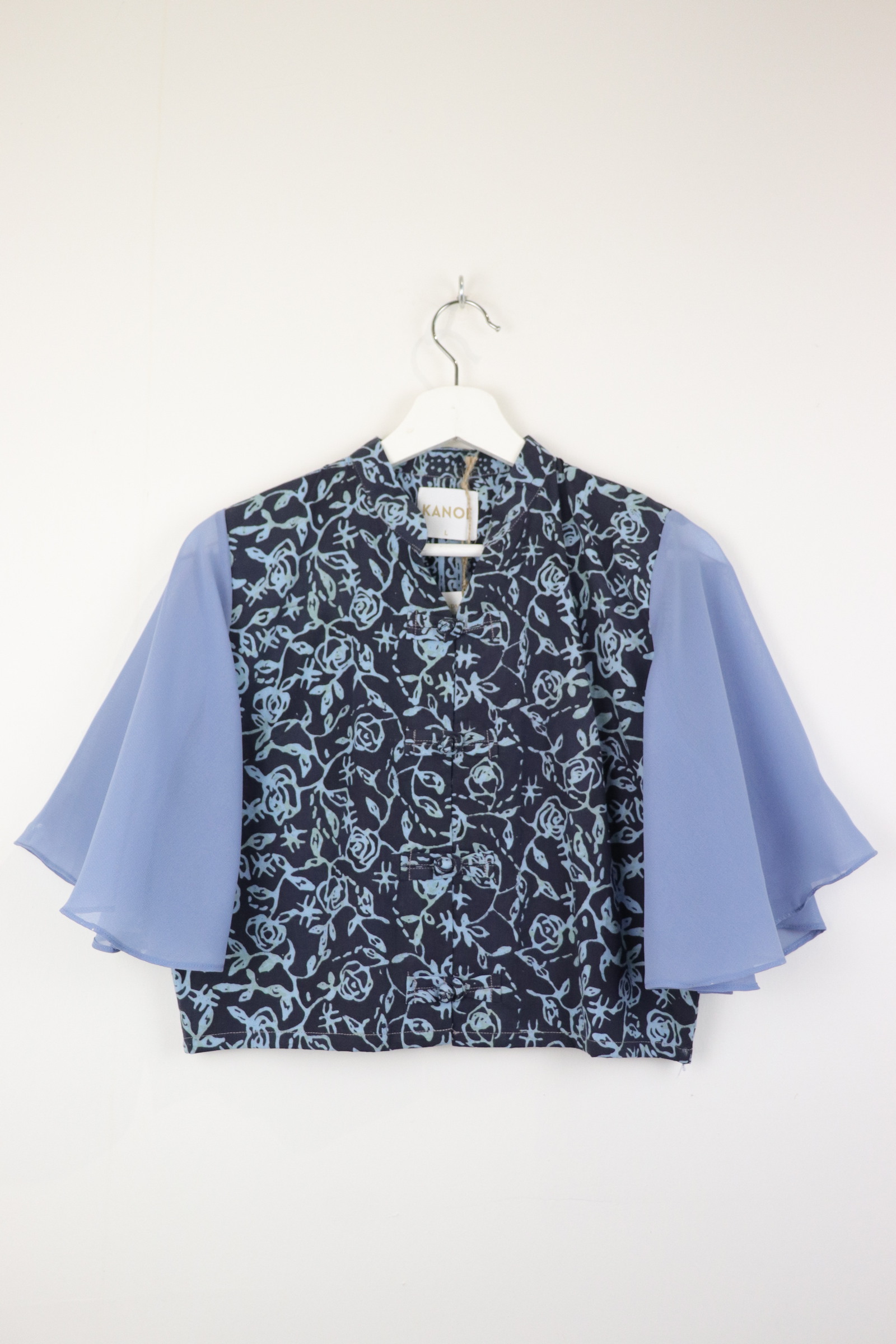 Sheer Sleeve Batik Top - Feng Hua [ Handmade ] [ L ]
