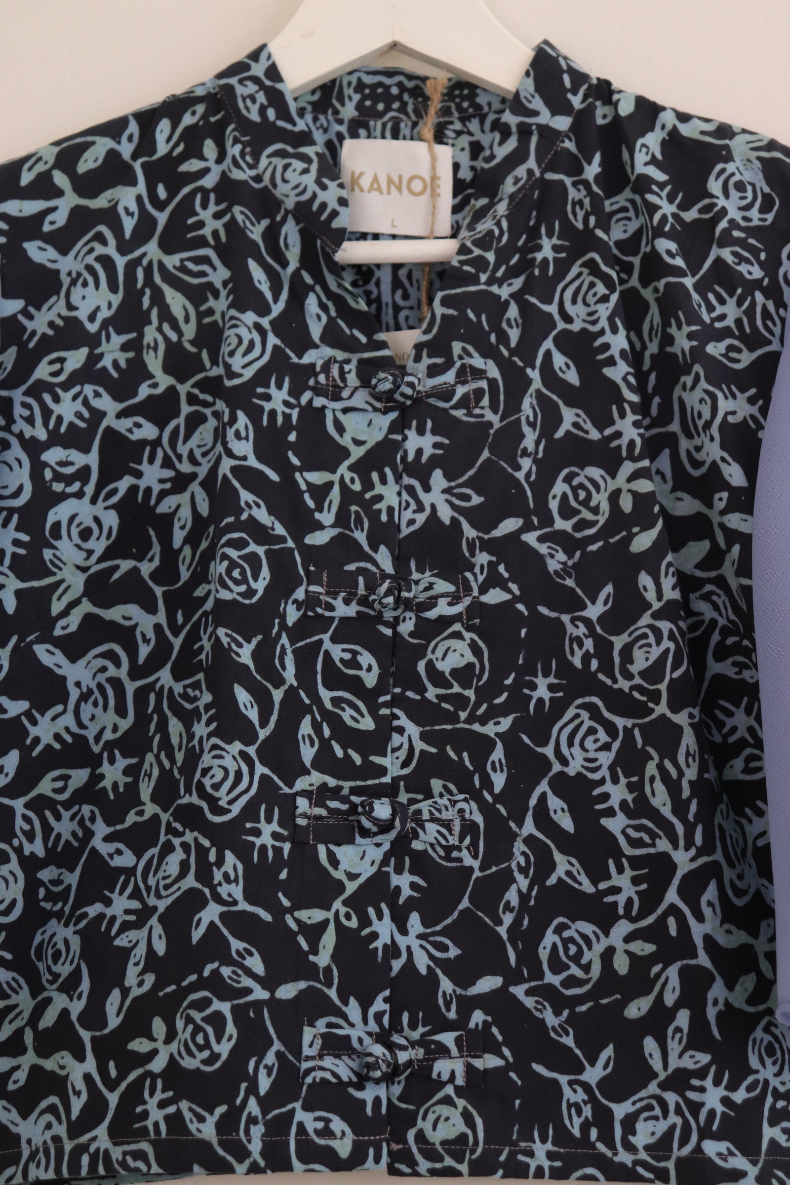 Sheer Sleeve Batik Top - Feng Hua [ Handmade ] [ L ]