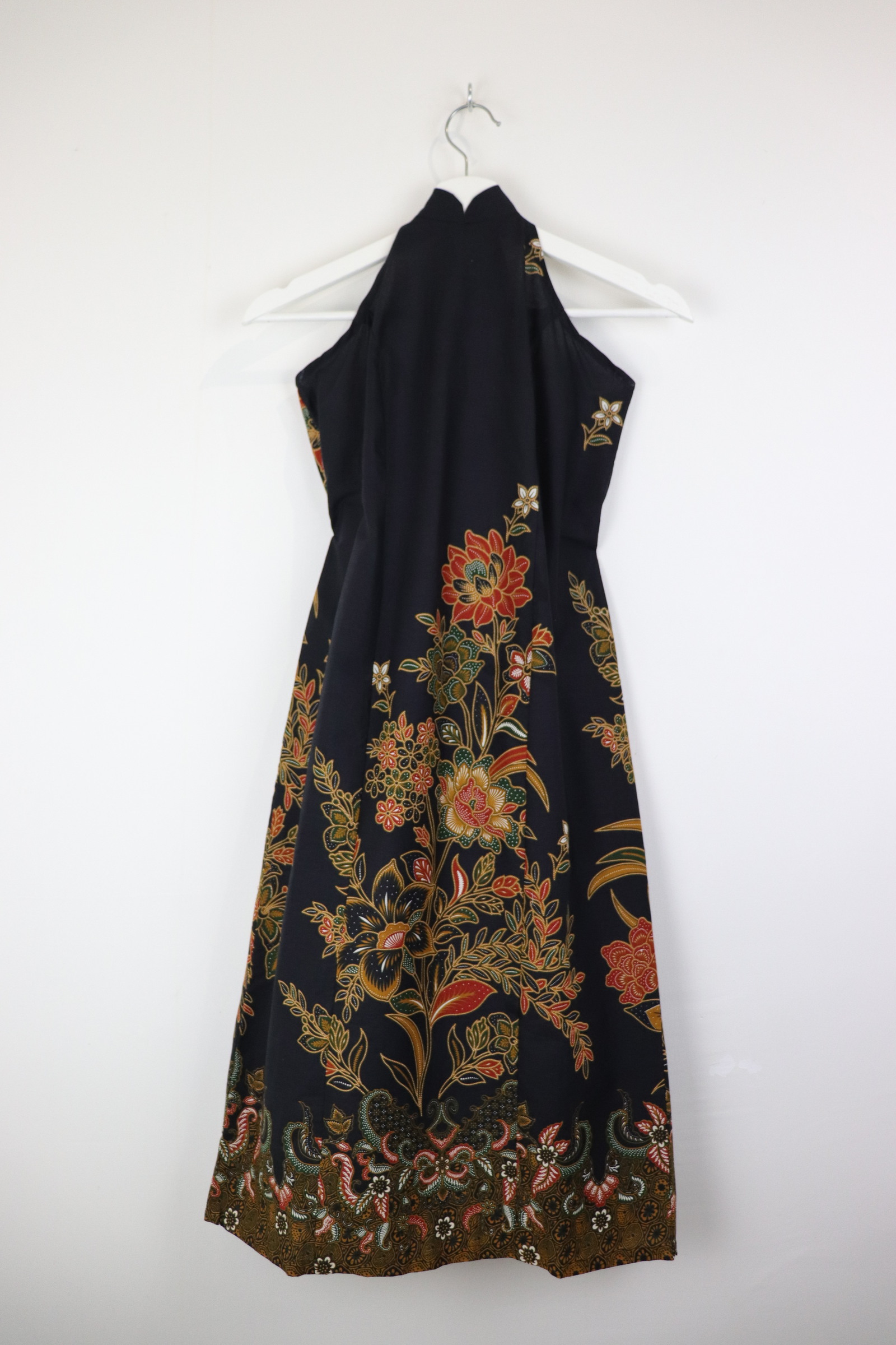 Halter Batik Dress - Lotus Shadow