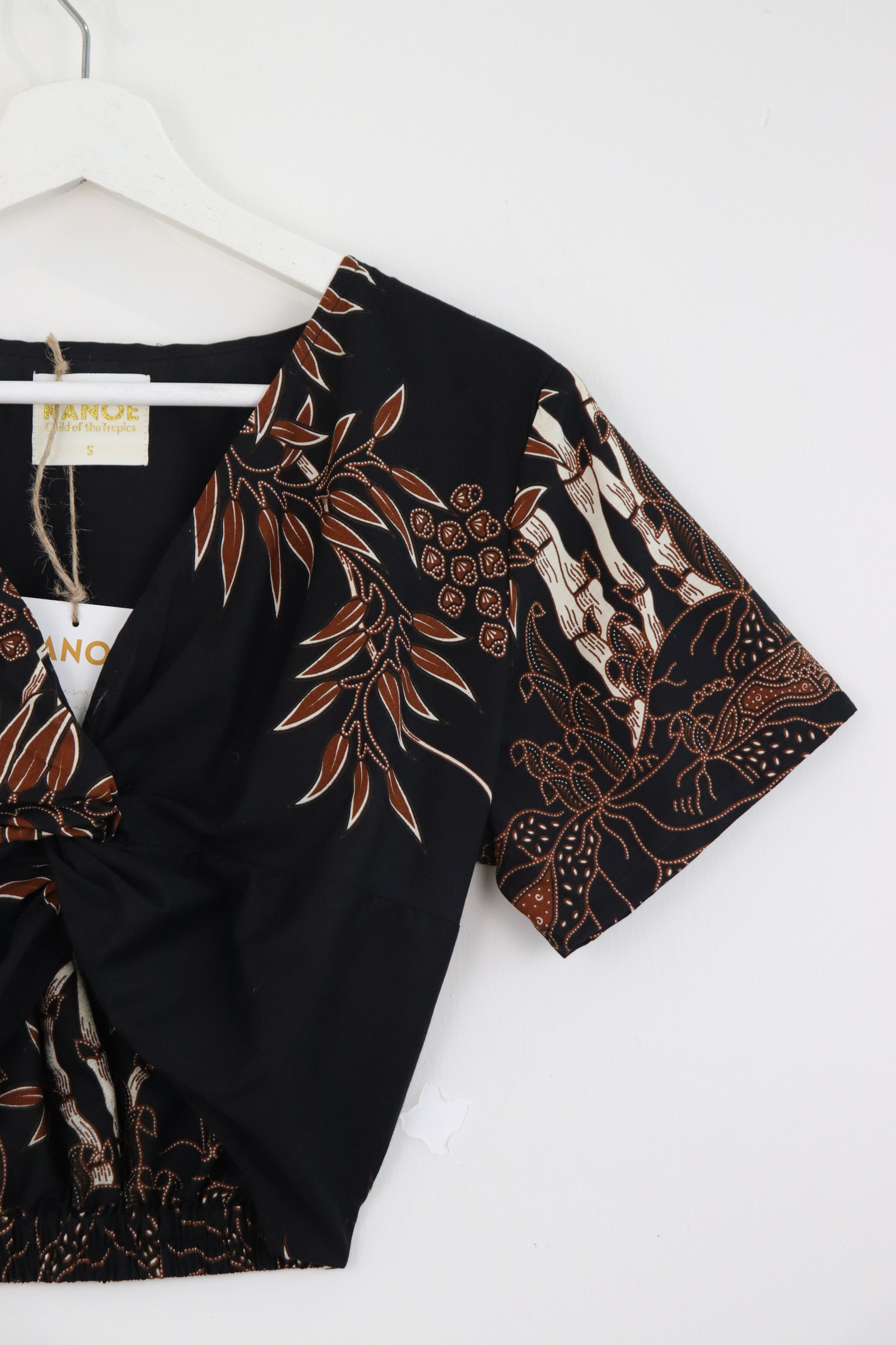 Twisted Front Batik Top - Kazuya