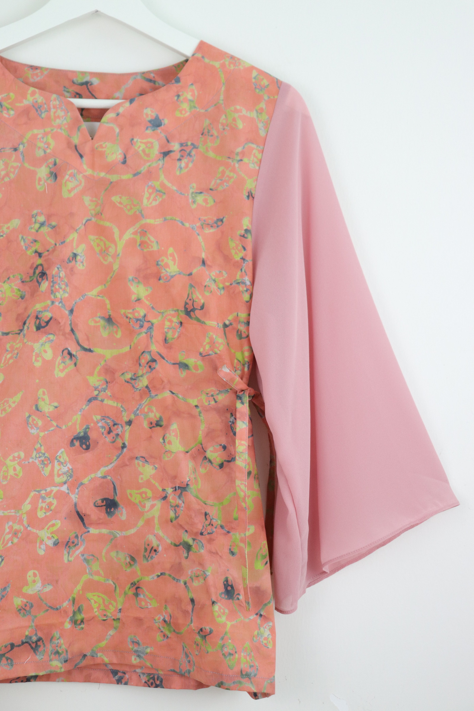 Kedah Crescent Sheer Top - Peach Breeze [ HandMade ]