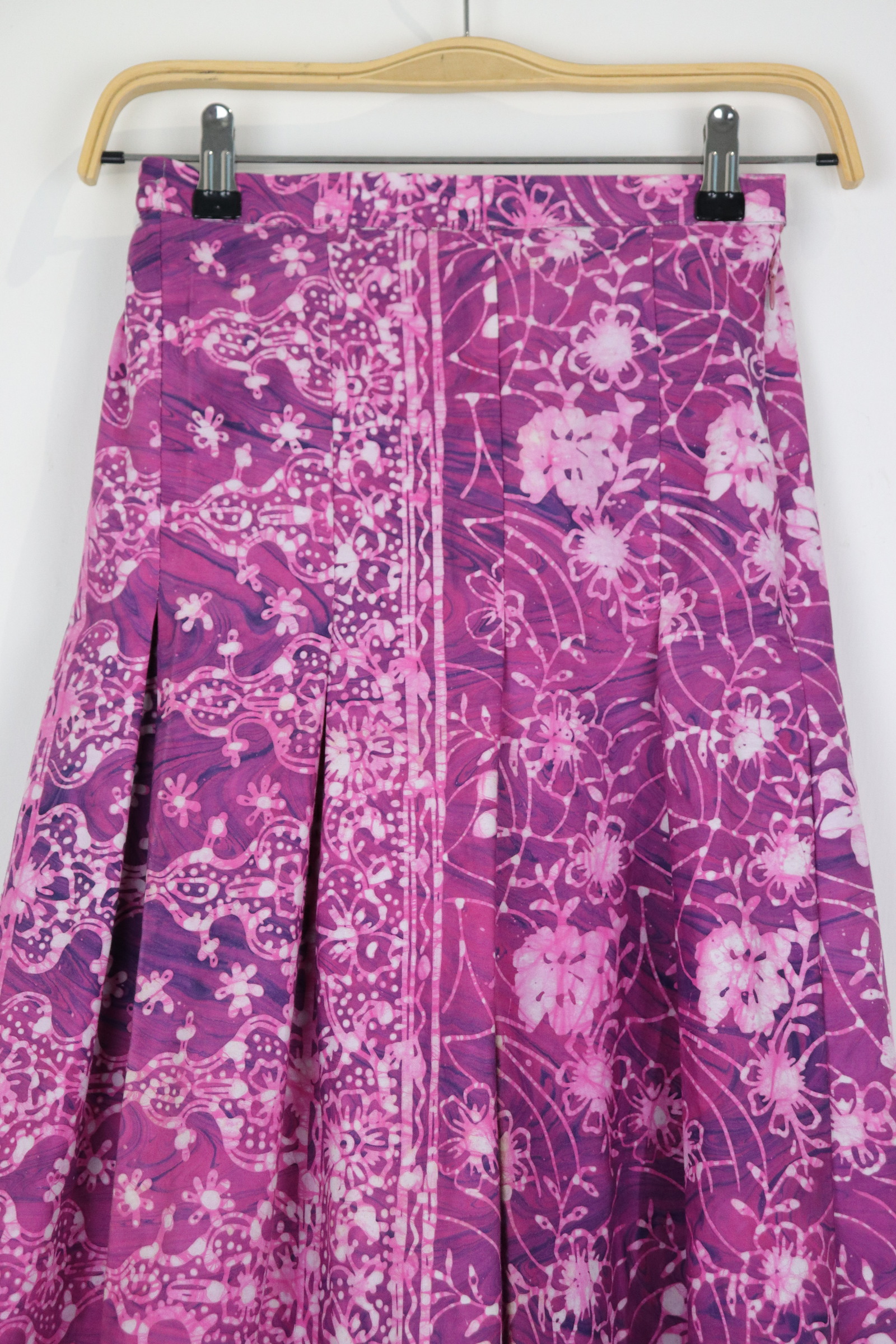 Batik Pleated Skirt - Grape Whisper [HandMade]
