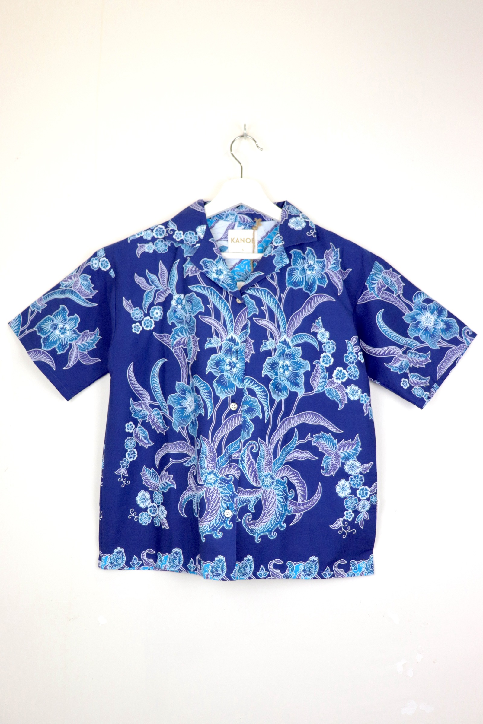 Women's Open Collar Batik Shirt - Ocean Wave