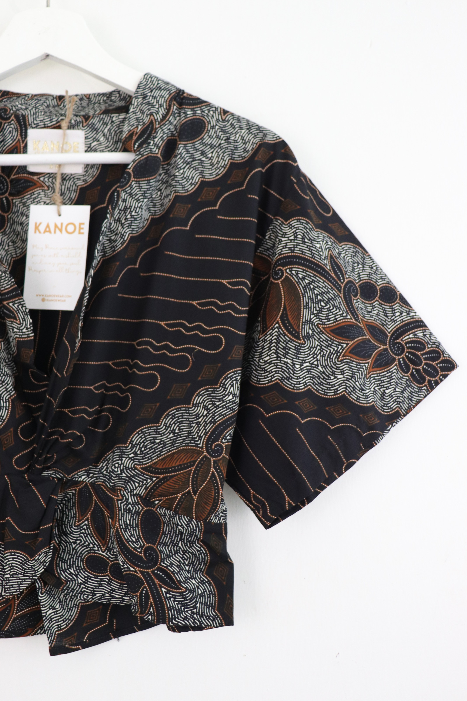 Twisted Front Mandarin Top - Moon River