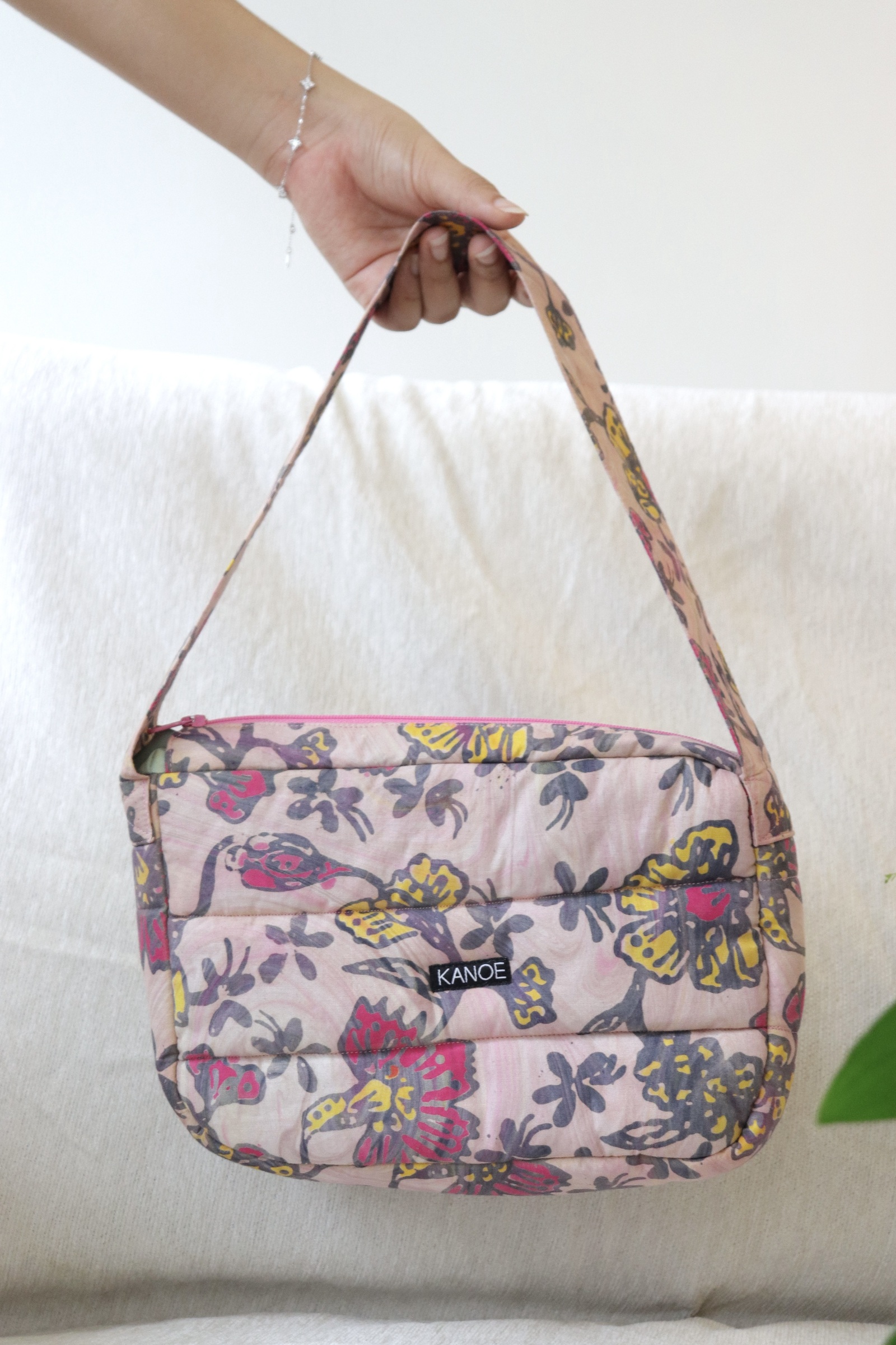 Puffy Batik Bag - Peachy Twirl  [ Handmade ]