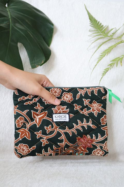 Quilted-batik-pouch72