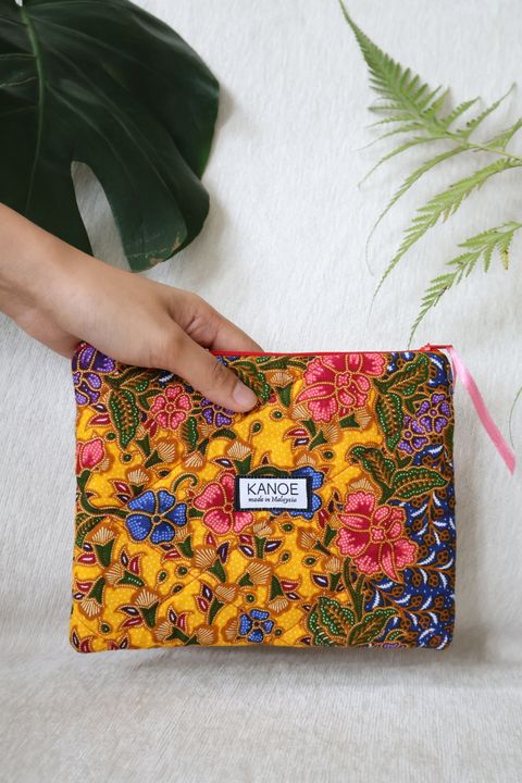 Quilted-batik-pouch59