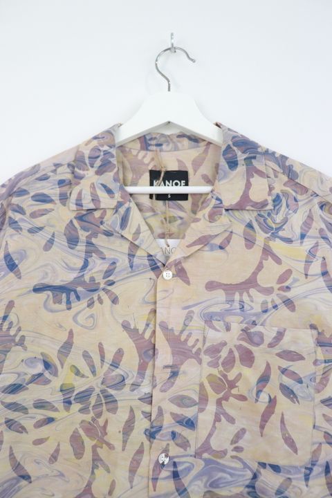 KANOEMEN-Open-Collar-Batik-Shirt17