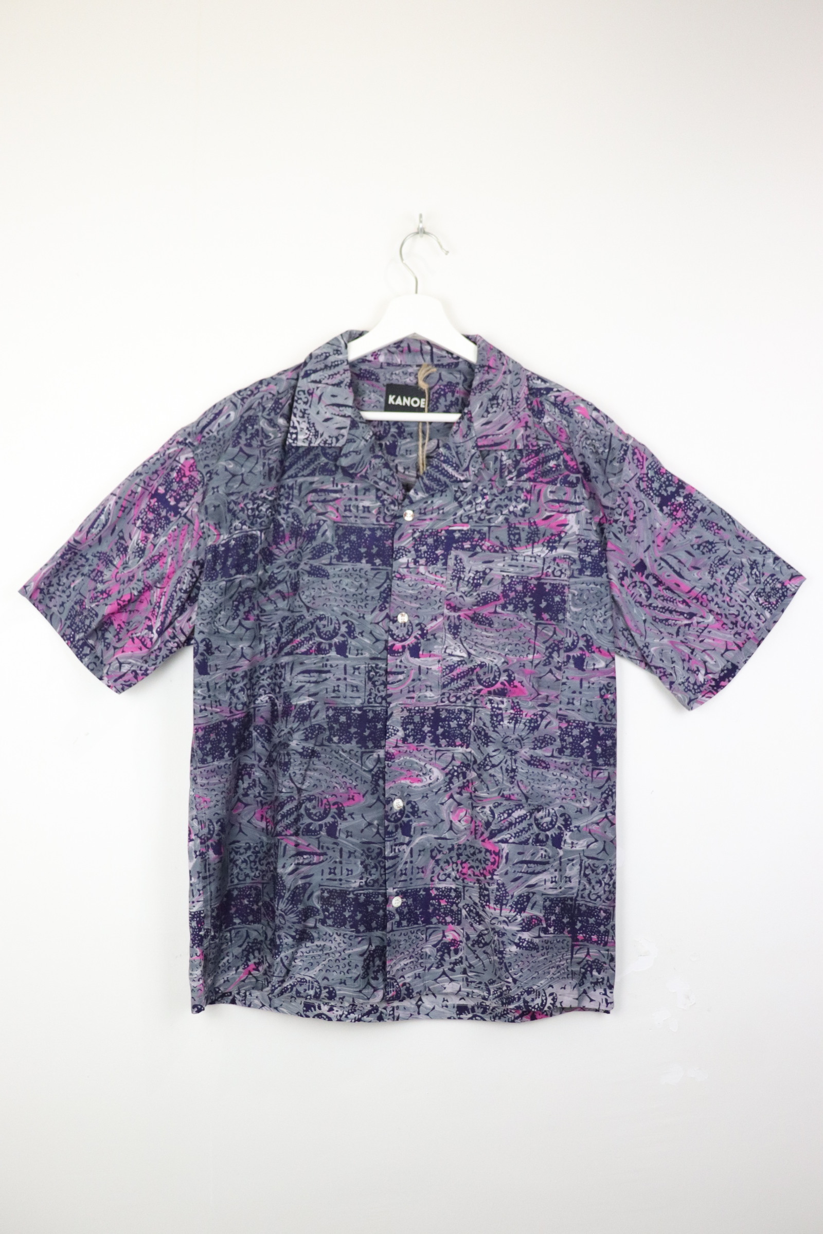 KANOEMEN Handmade Open Collar Batik Shirt - Victor [L]