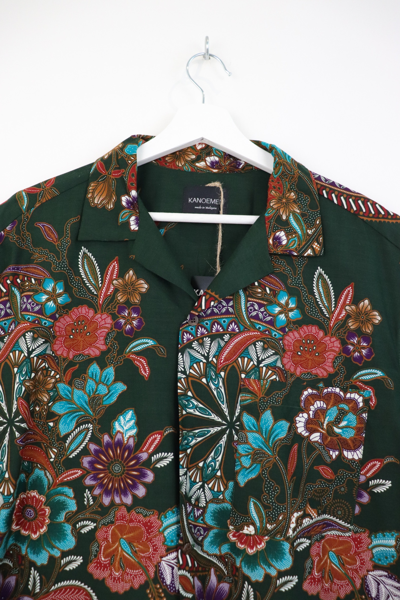 KANOEMEN Open Collar Batik Shirt - Midori [ XL ] 