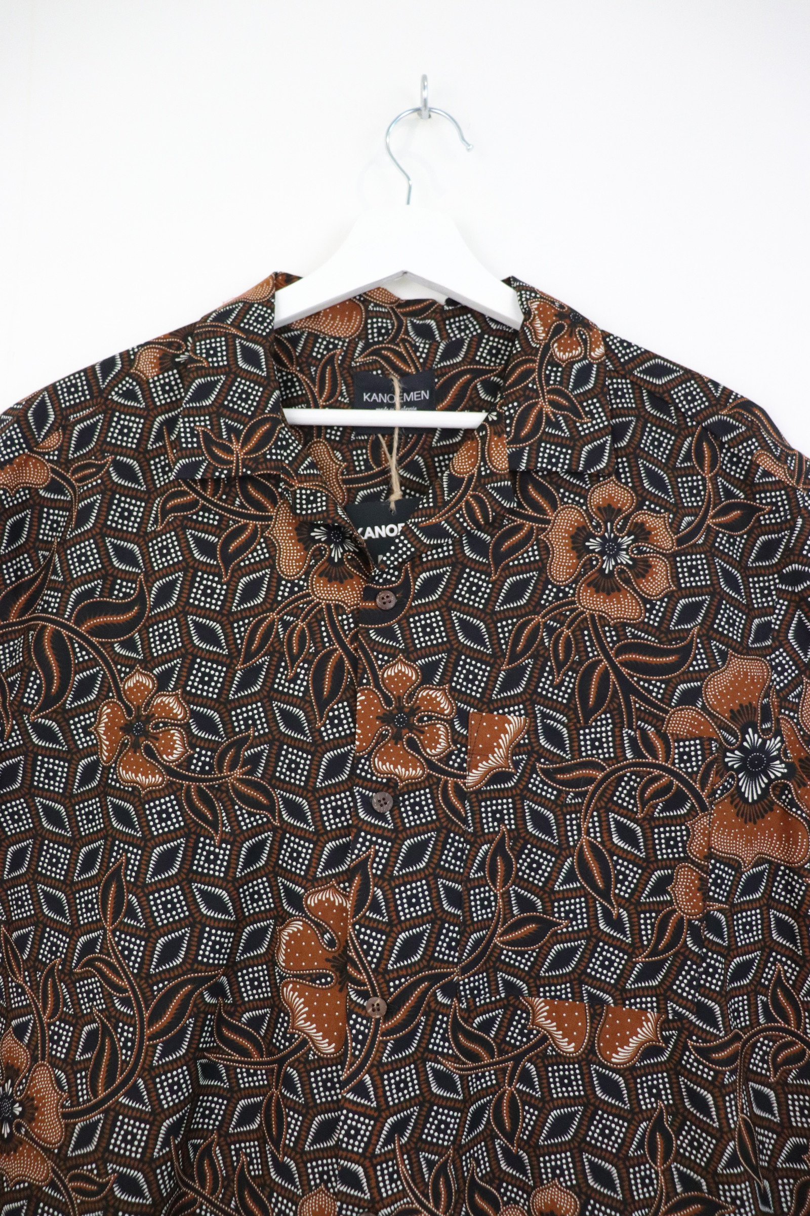 KANOEMEN Open Collar Batik Shirt - Okami [ XL ]