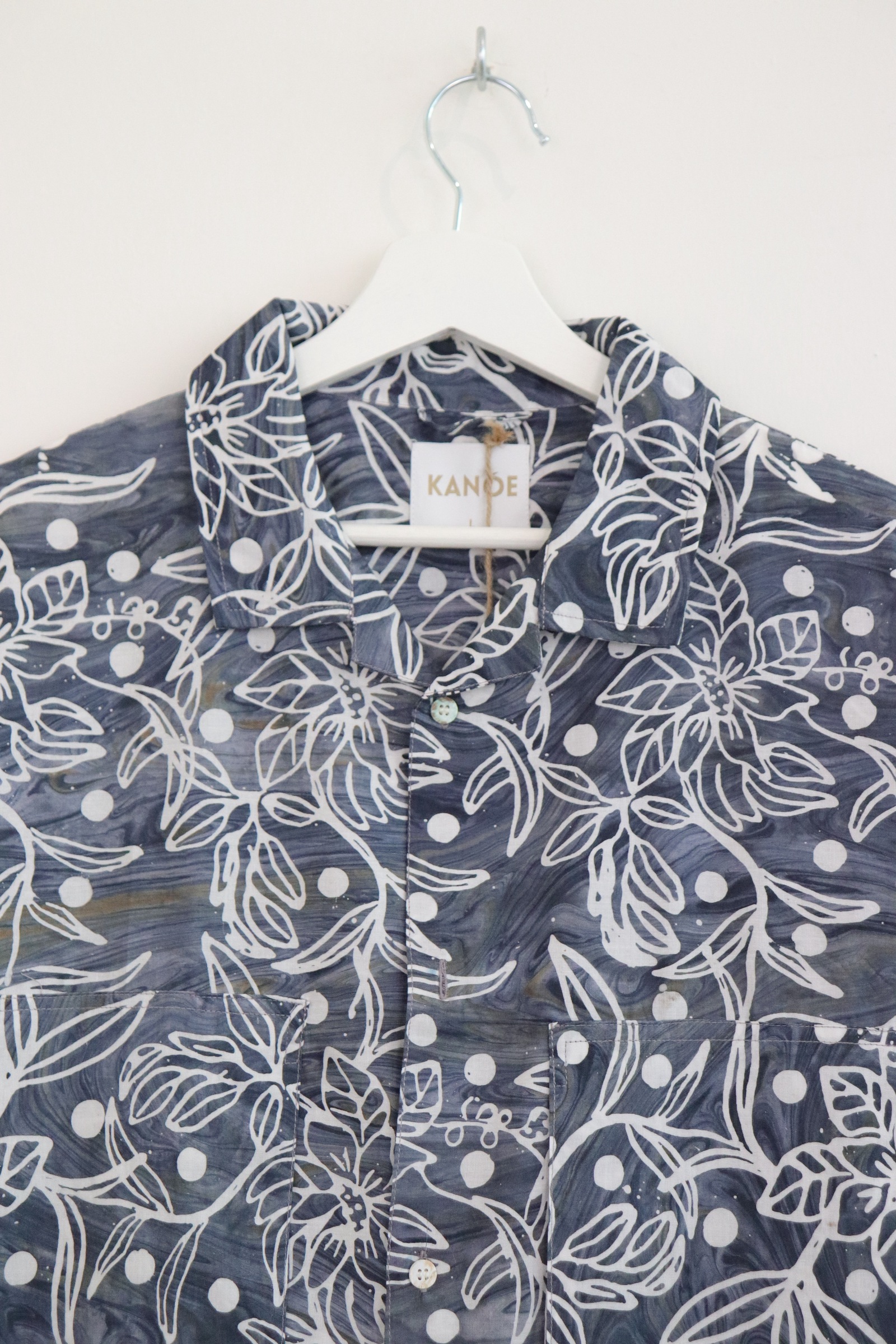 Men's Oversized Pockets Shirt - Kueh Kochi [ Handmade Batik ] [ XL ] 