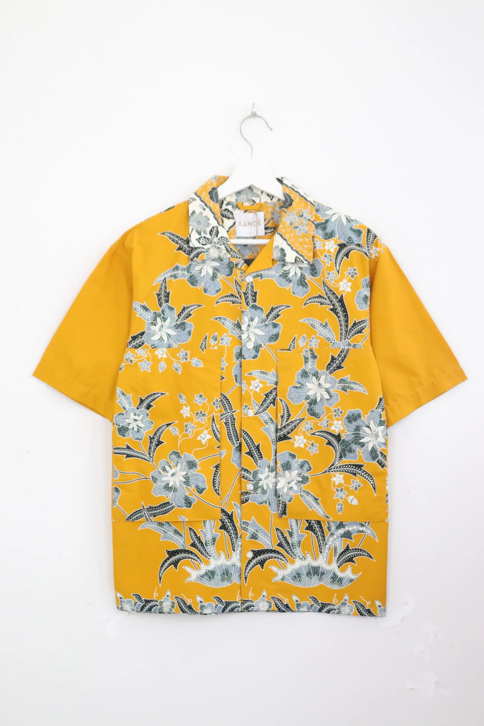 Men's Oversized Pockets Shirt - Pisang Goreng