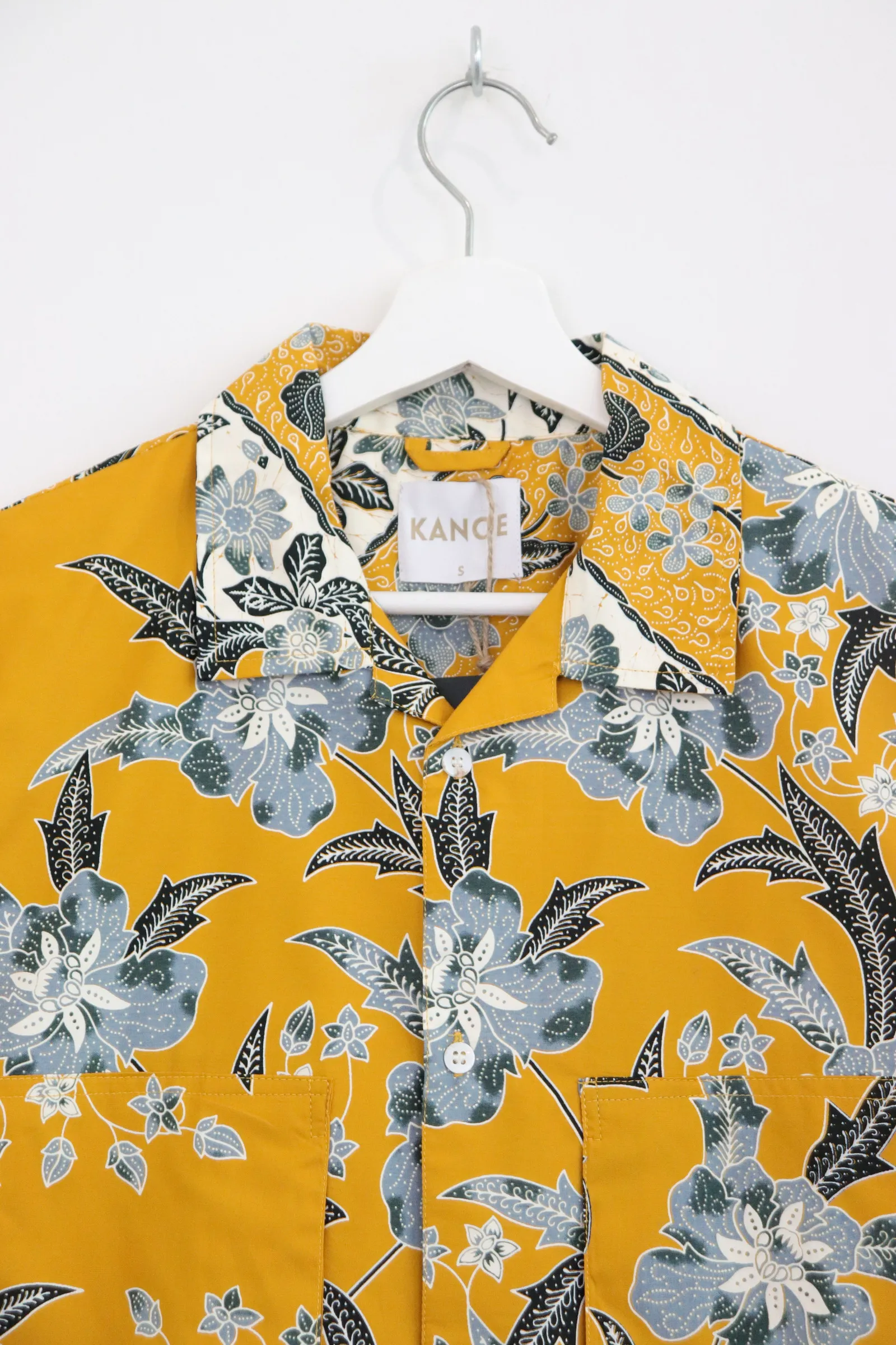 Men's Oversized Pockets Shirt - Pisang Goreng