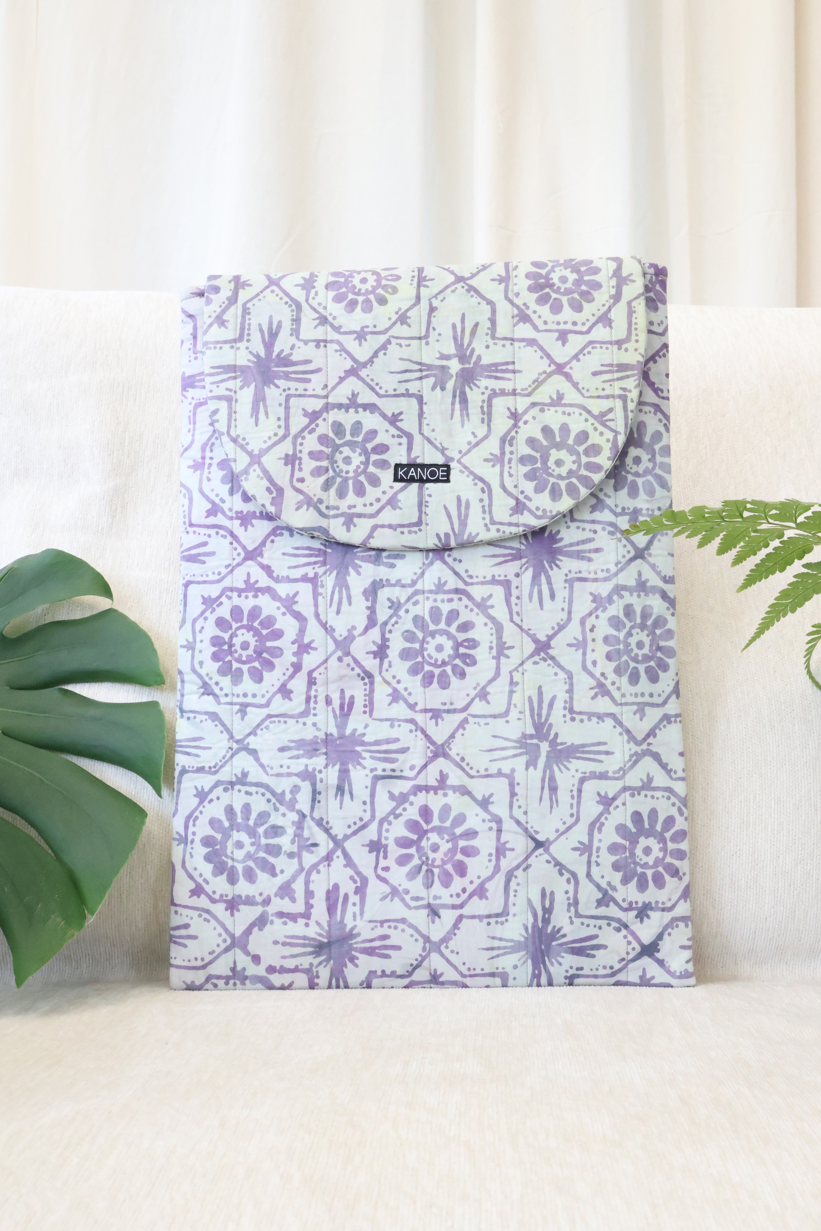 Batik Laptop Bag - Pewplum [ Handmade ] 