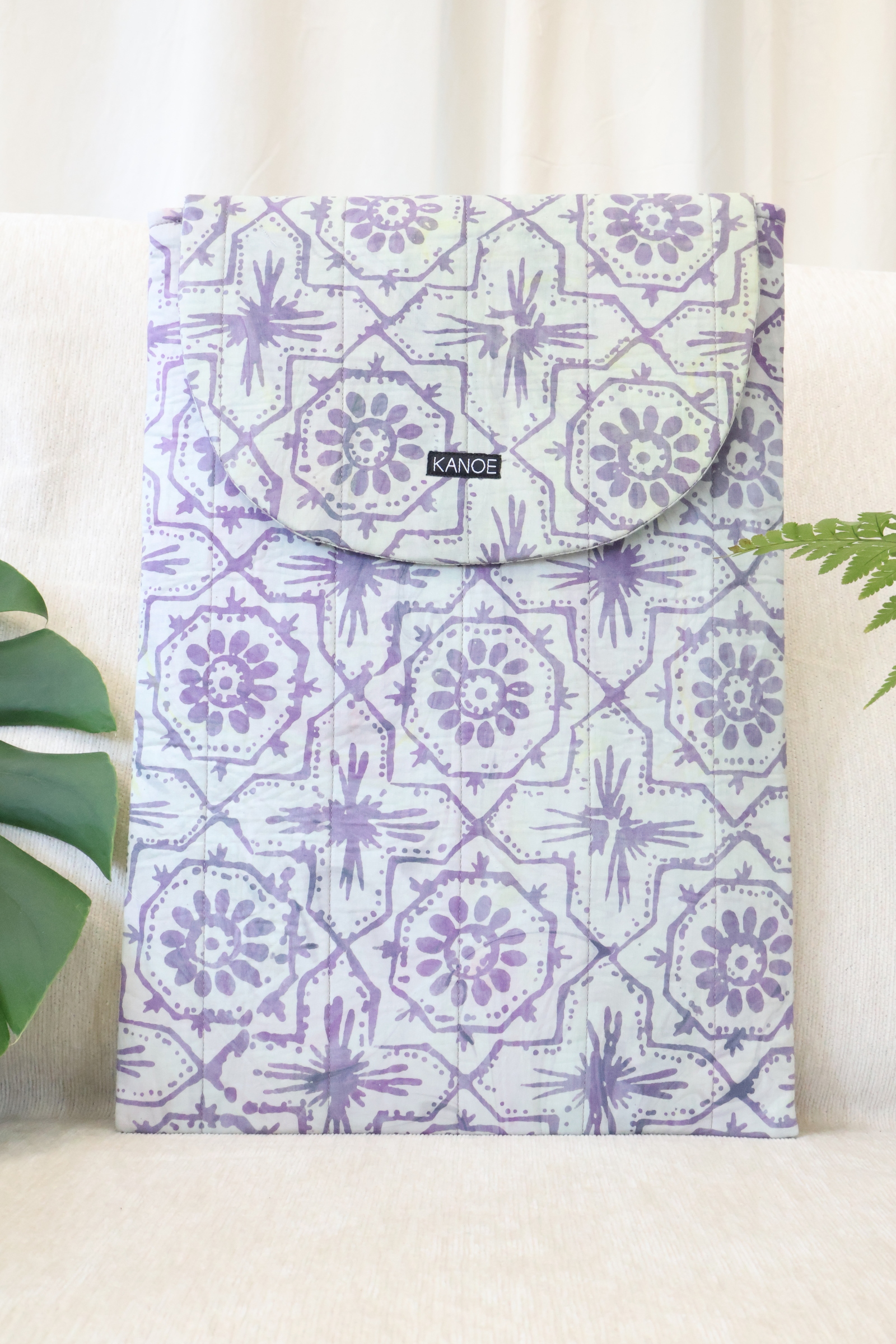 Batik Laptop Bag - Pewplum [ Handmade ] 