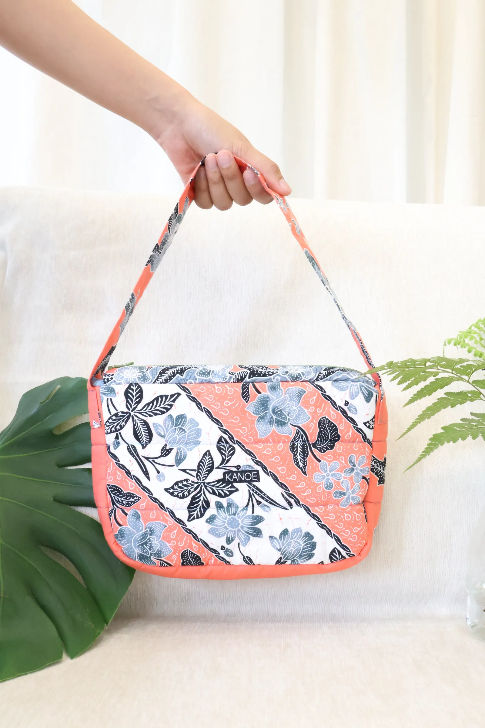 Puffy Batik Bag - Peachie