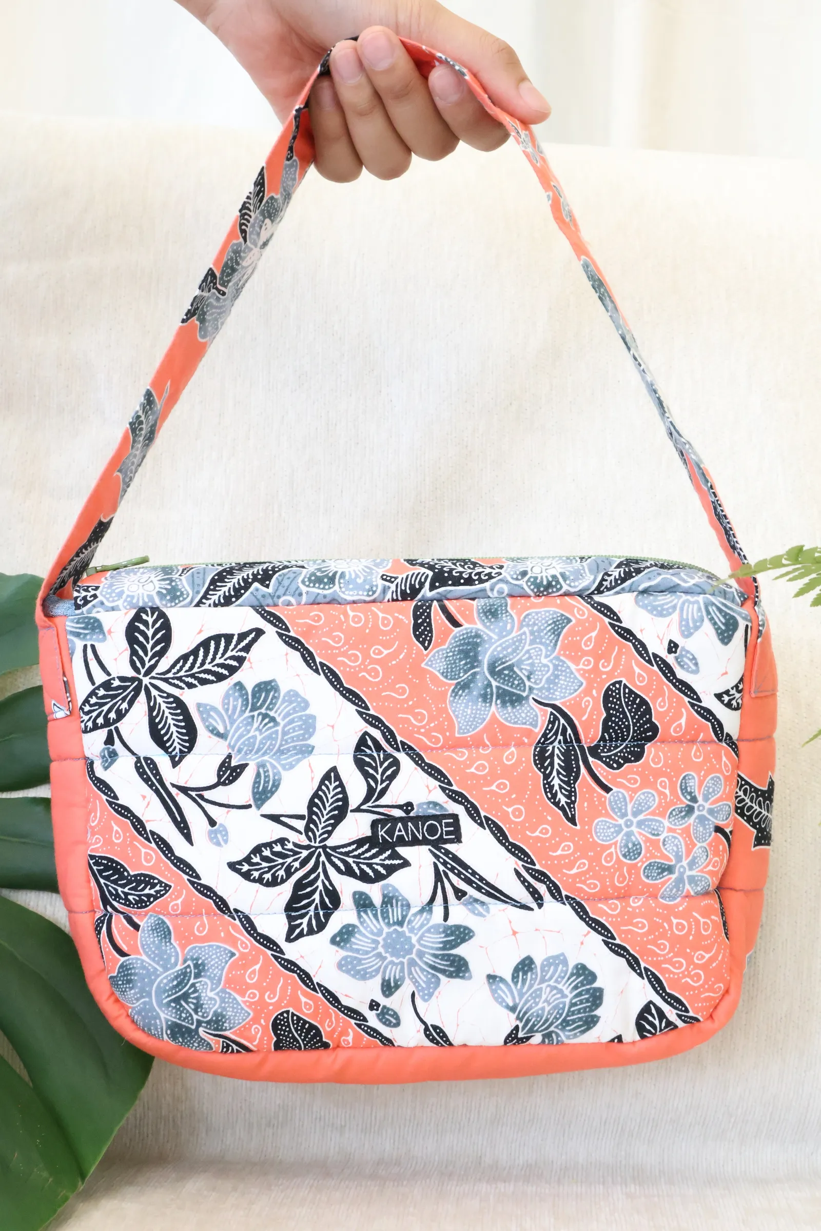 Puffy Batik Bag - Peachie