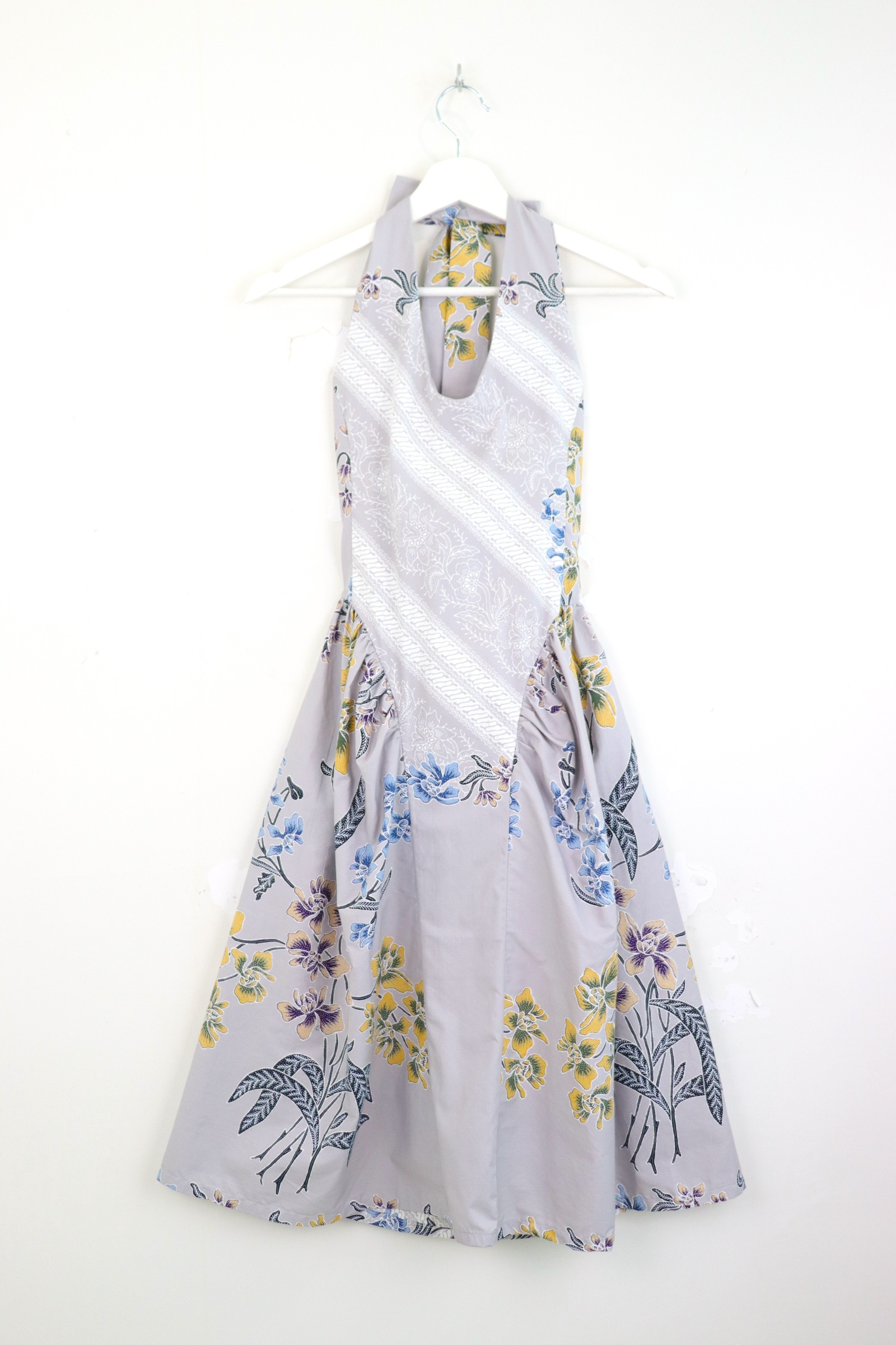 Puteri Halter Dress - Puteri Thaline