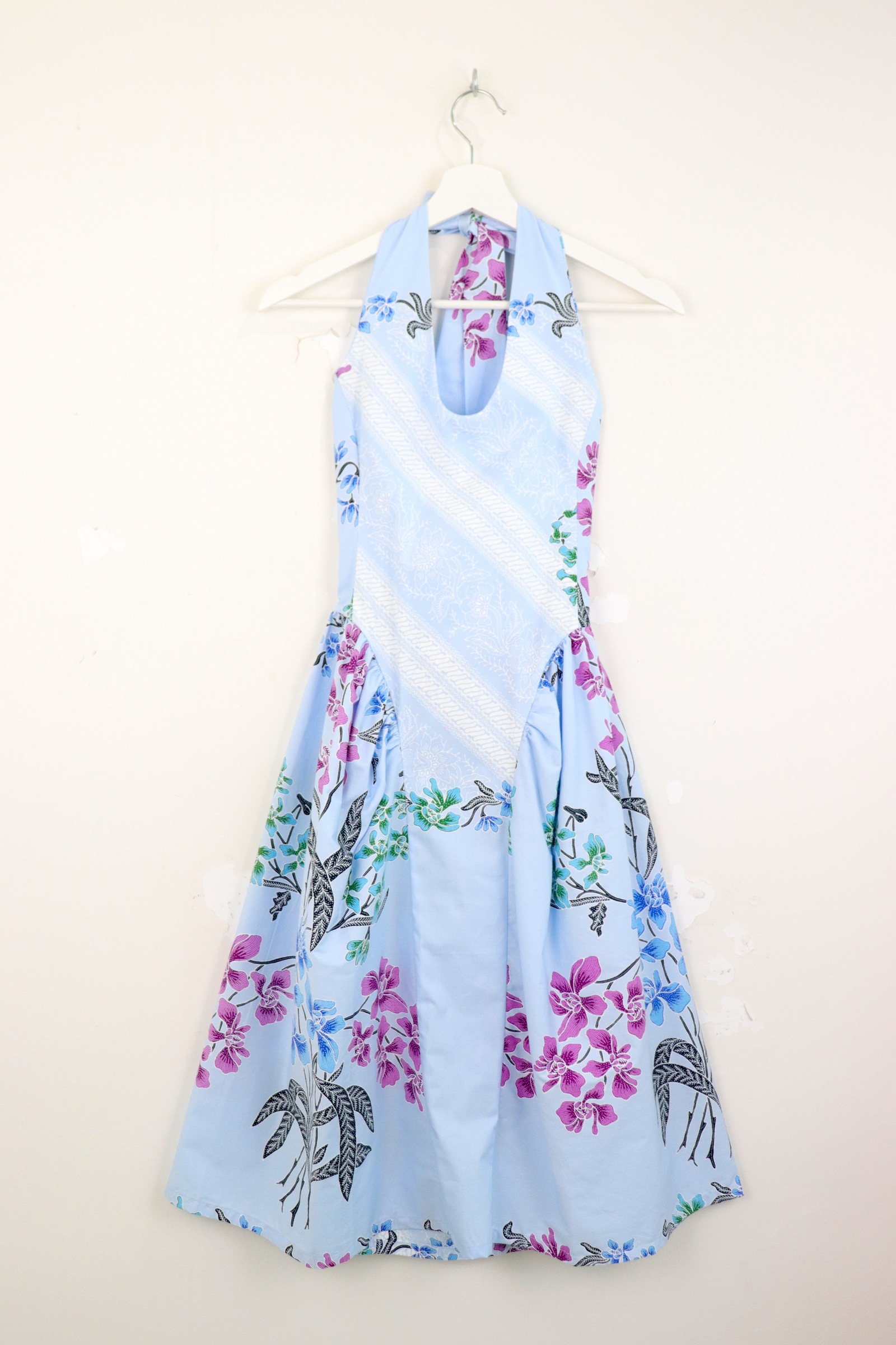 Puteri Halter Dress - Puteri Amoria [ M-L ]