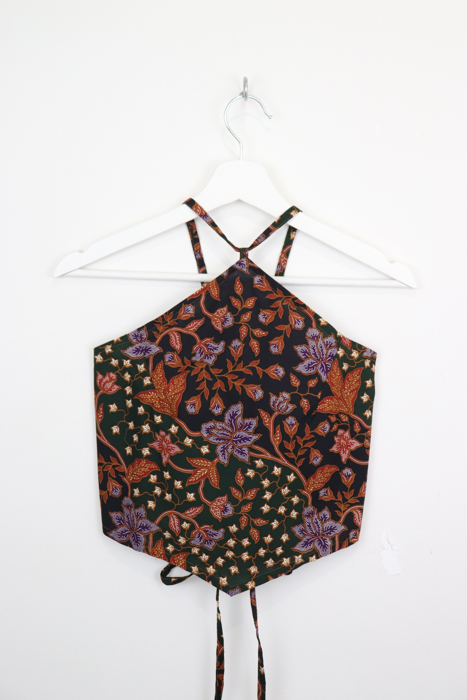 Diamond V Halter Top - Minori