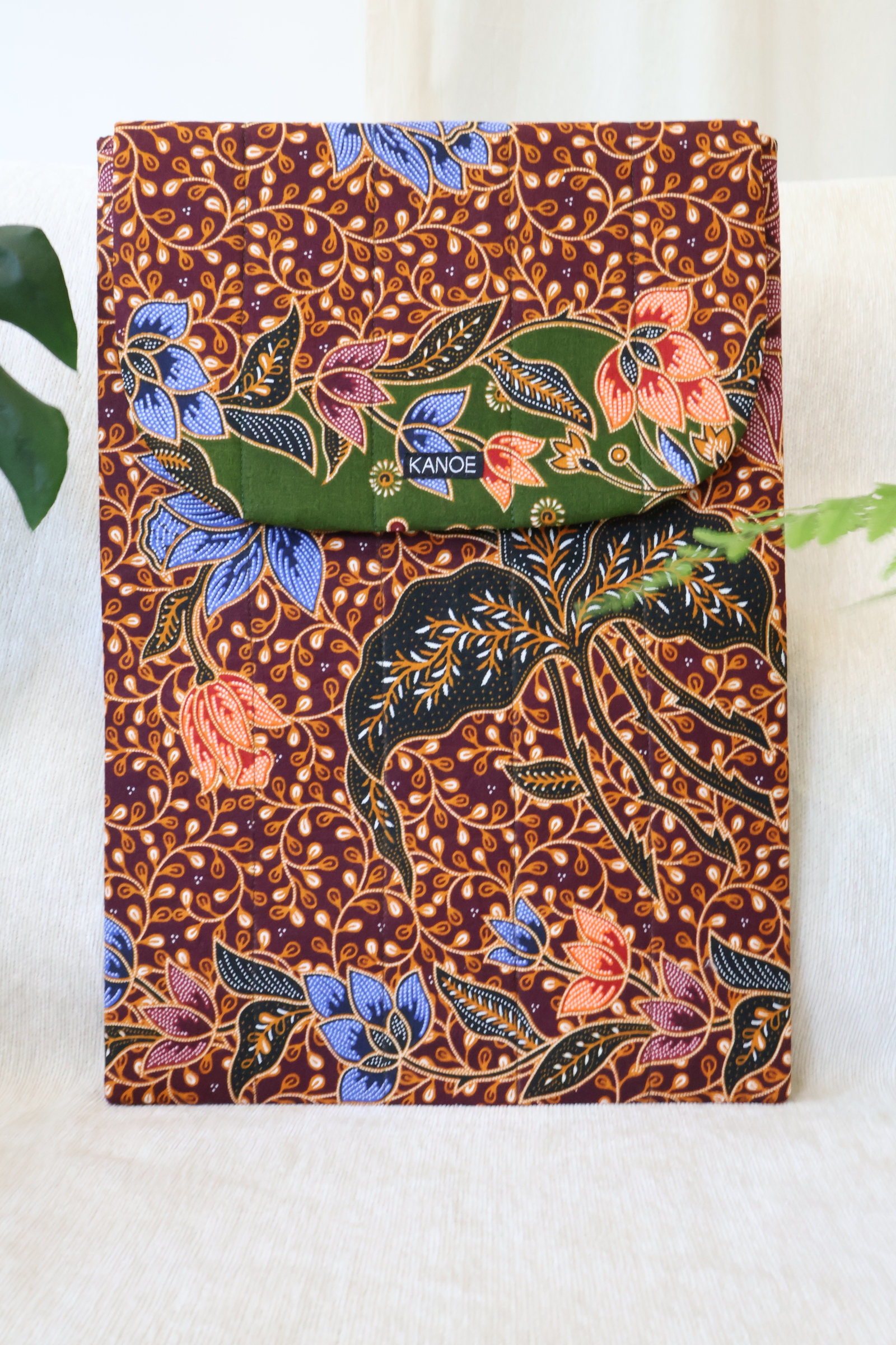 Batik Laptop Bag - Coconut Pandan