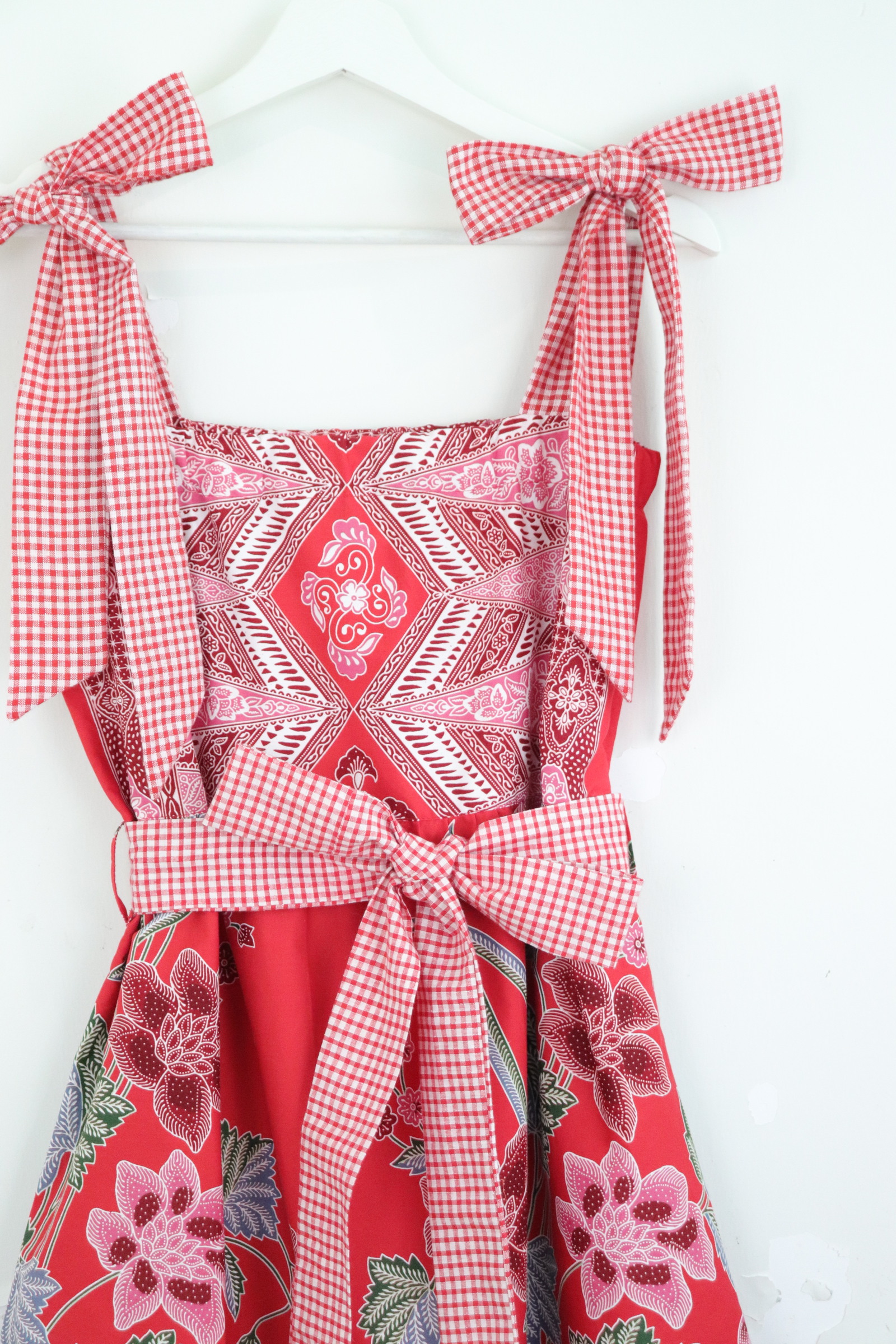 BE PRESENT Gingham Dress - Winter Wonderland