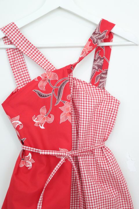 Be Present Gingham Top14